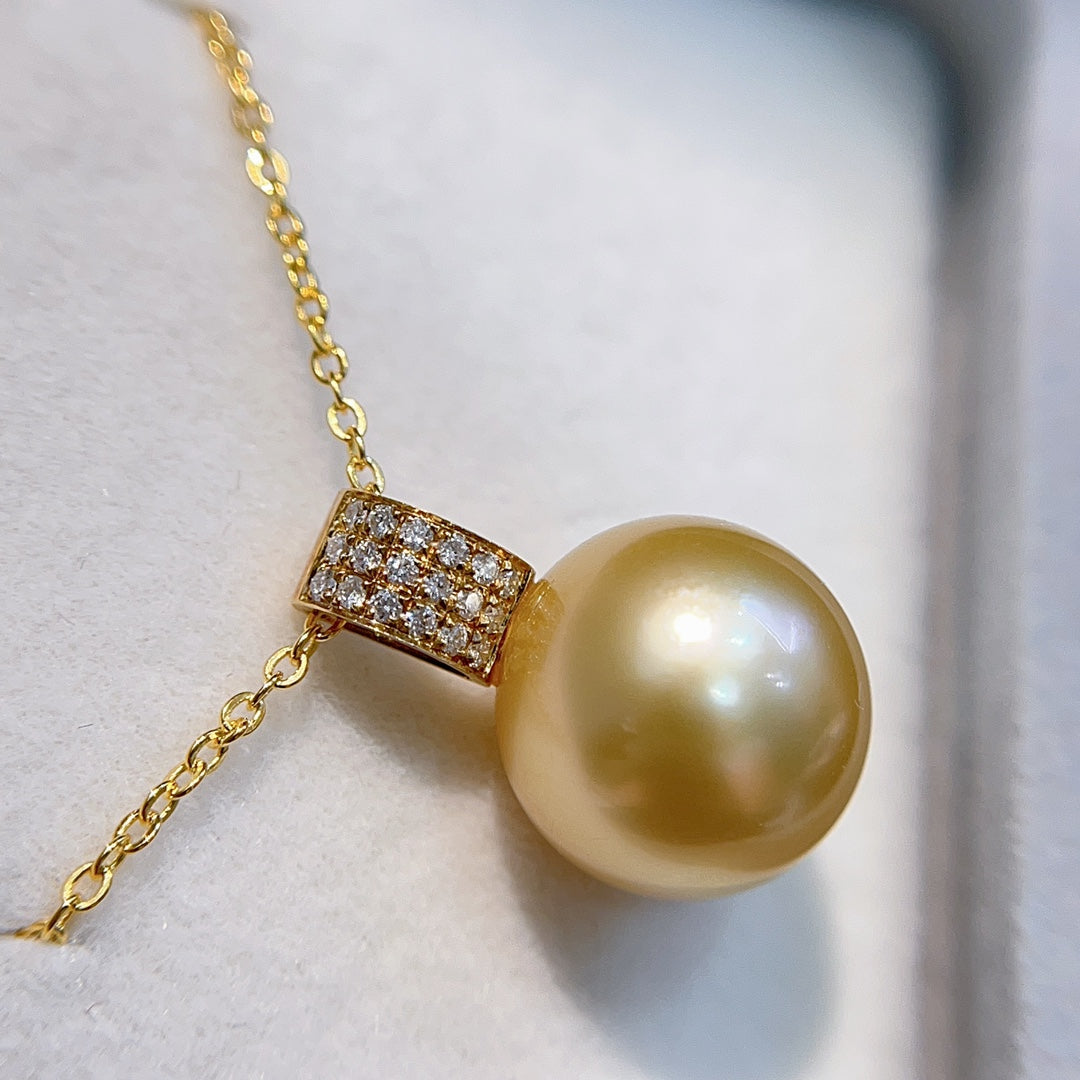 Luksusowa biżuteria z 18-karatowego złota 伴 Diament 12,1 mm Naturalna złota perła z Morza Południowego