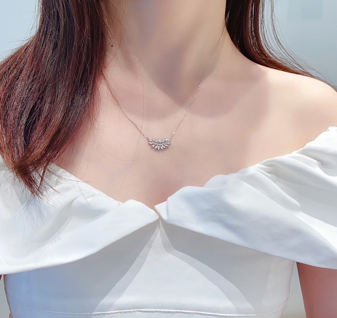 18k Diamond Cultured Marquise Leaf Halsband - LGXL042