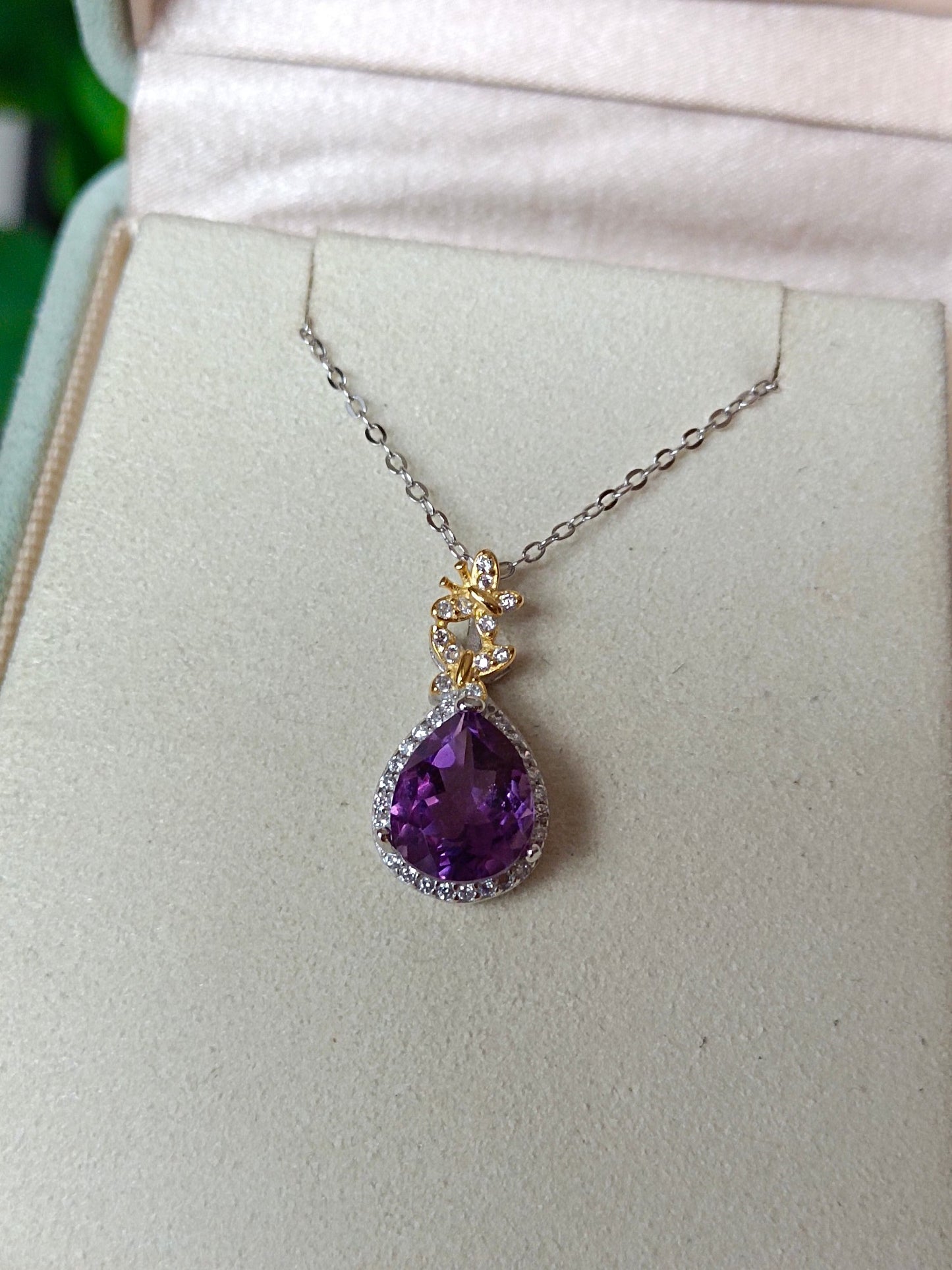 Naturlig Ametyst Drop Pendant - Elegante smykker for Graceful You