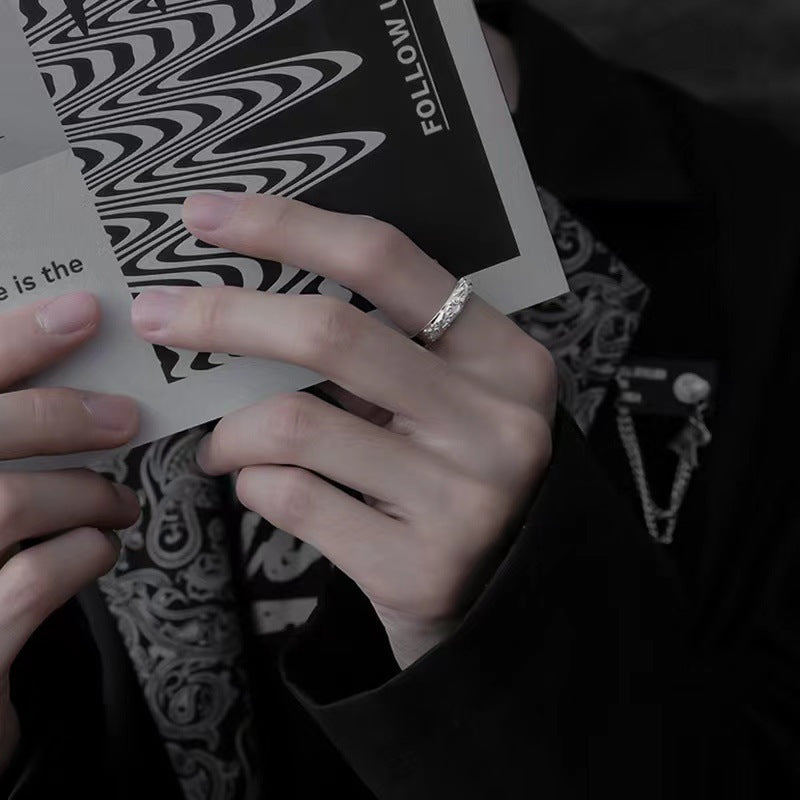 Simple And Personalized Retro Cool Style With Adjustable Opening