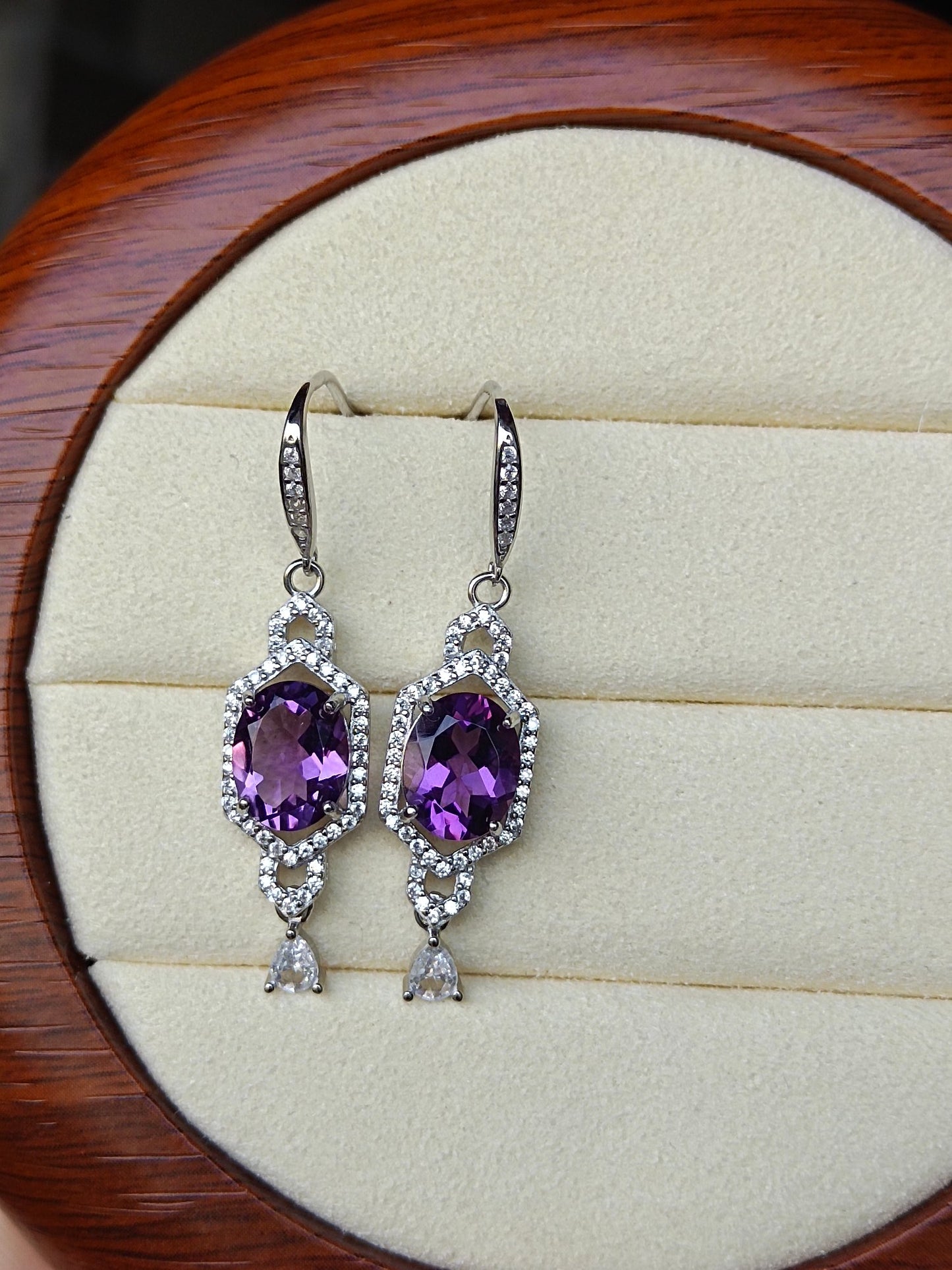 Elegant Natural Amethyst Earrings - A Touch of Enchantment to Your Jewelry Collection