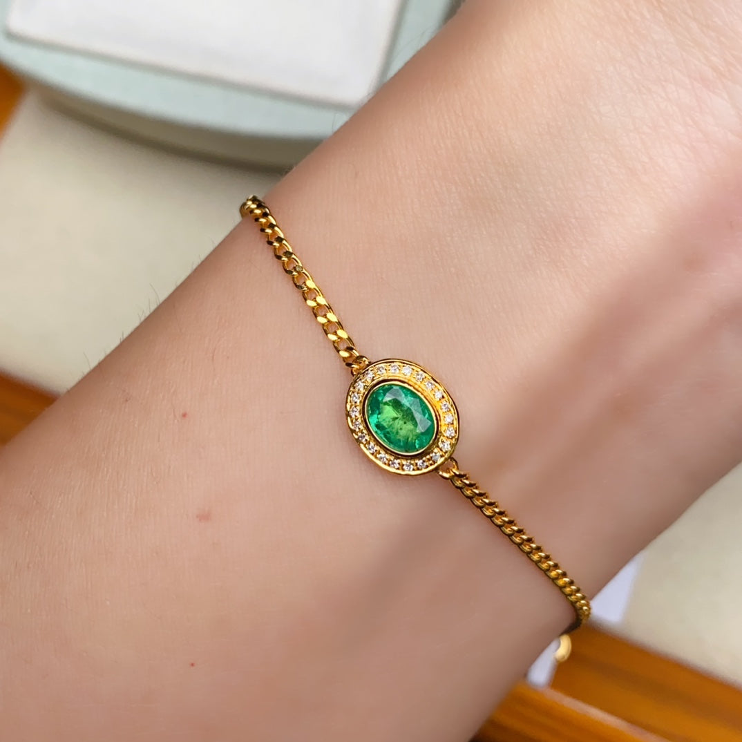 Elegant Emerald Heart Bracelet - Premium Jewelry for Everyday Wear