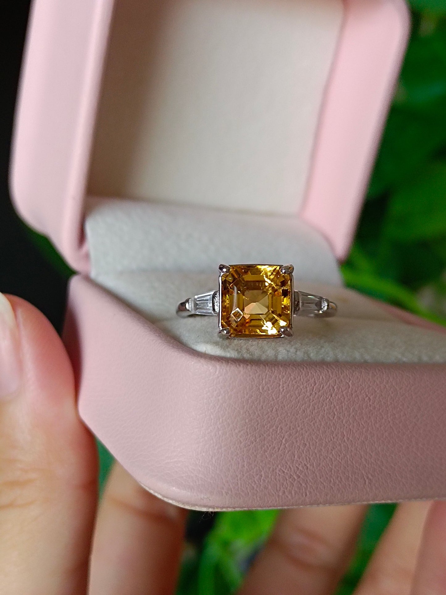 Squisito anello quadrato con citrino giallo naturale - Gioielleria raffinata