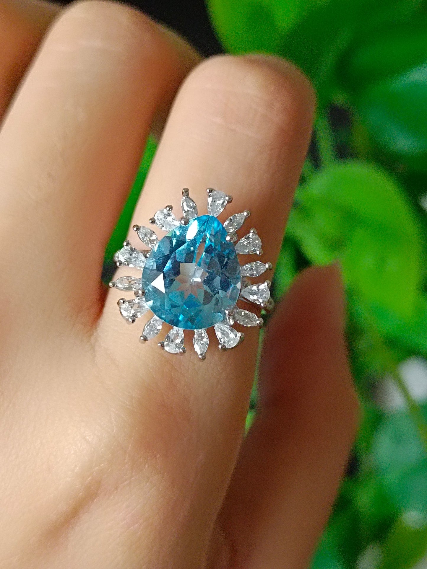 Exquise natuurlijke Zwitserse blauwe topaas Teardrop Ring - Sieraden voor elke gelegenheid