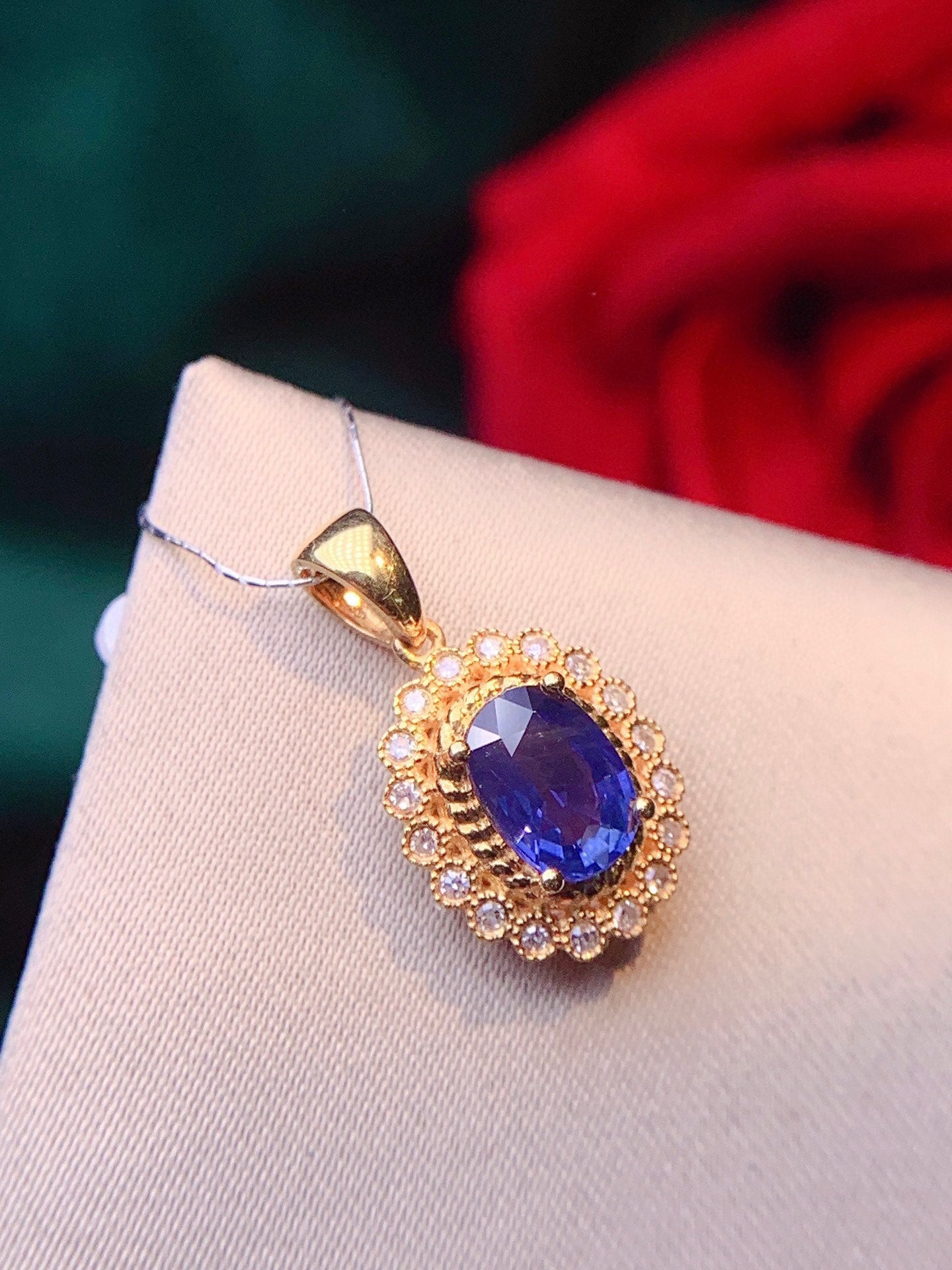 18K Sapphire Pendant with Diamond Accents - Elegant Jewelry