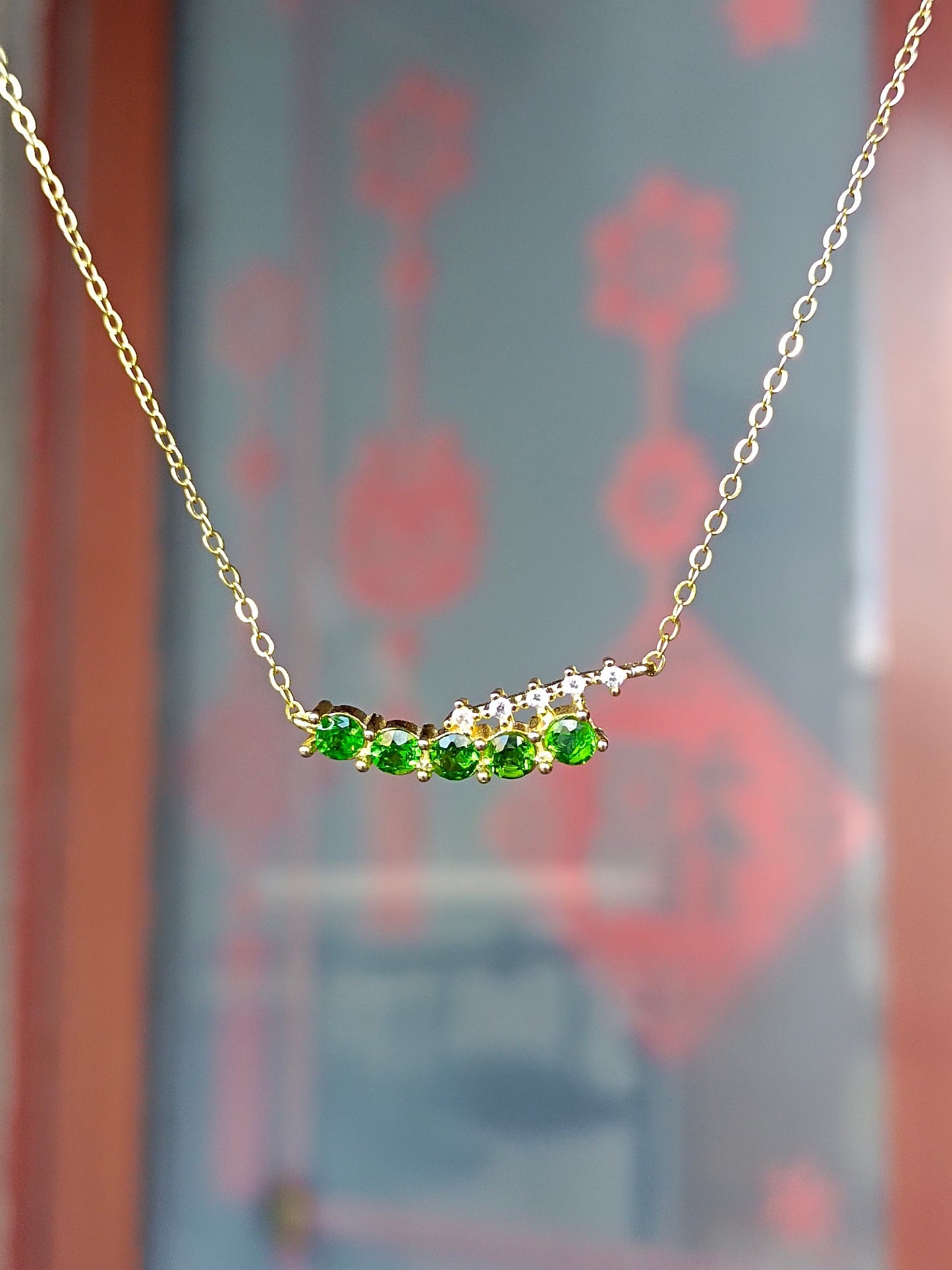 Collana con pavé di diopside naturale - Gioiello squisito
