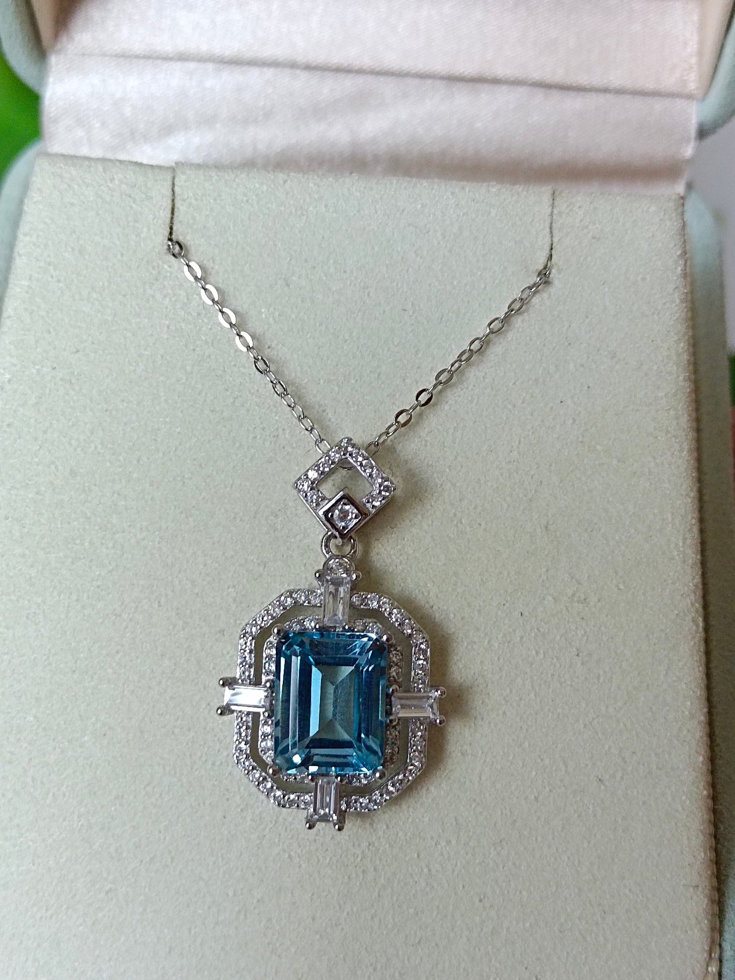 Natural Topaz Square Pendant Jewelry - A Symbol of Loyalty and Friendship