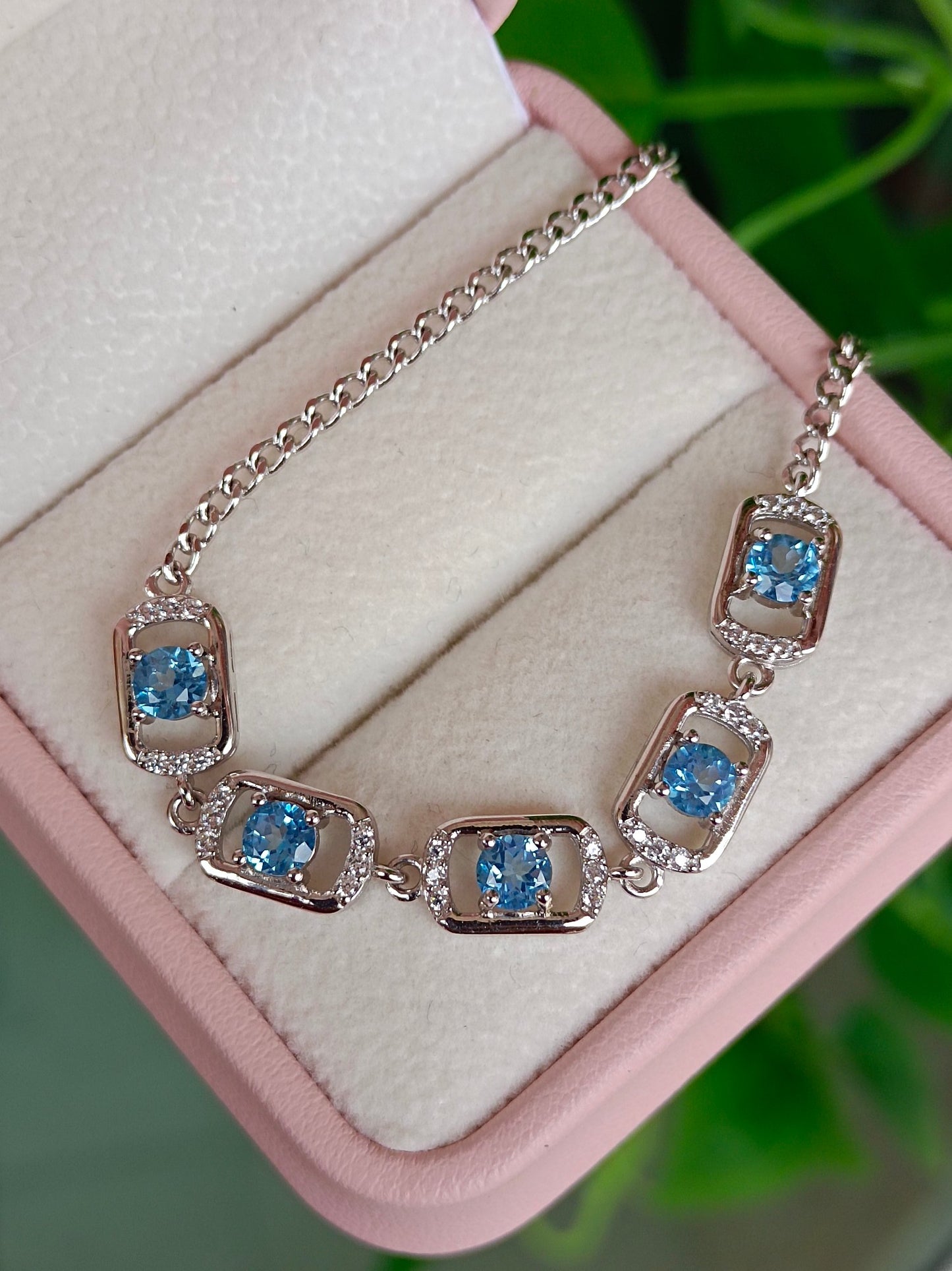 Bracelet exquis en topaze bleue naturelle suisse – Bijoux élégants