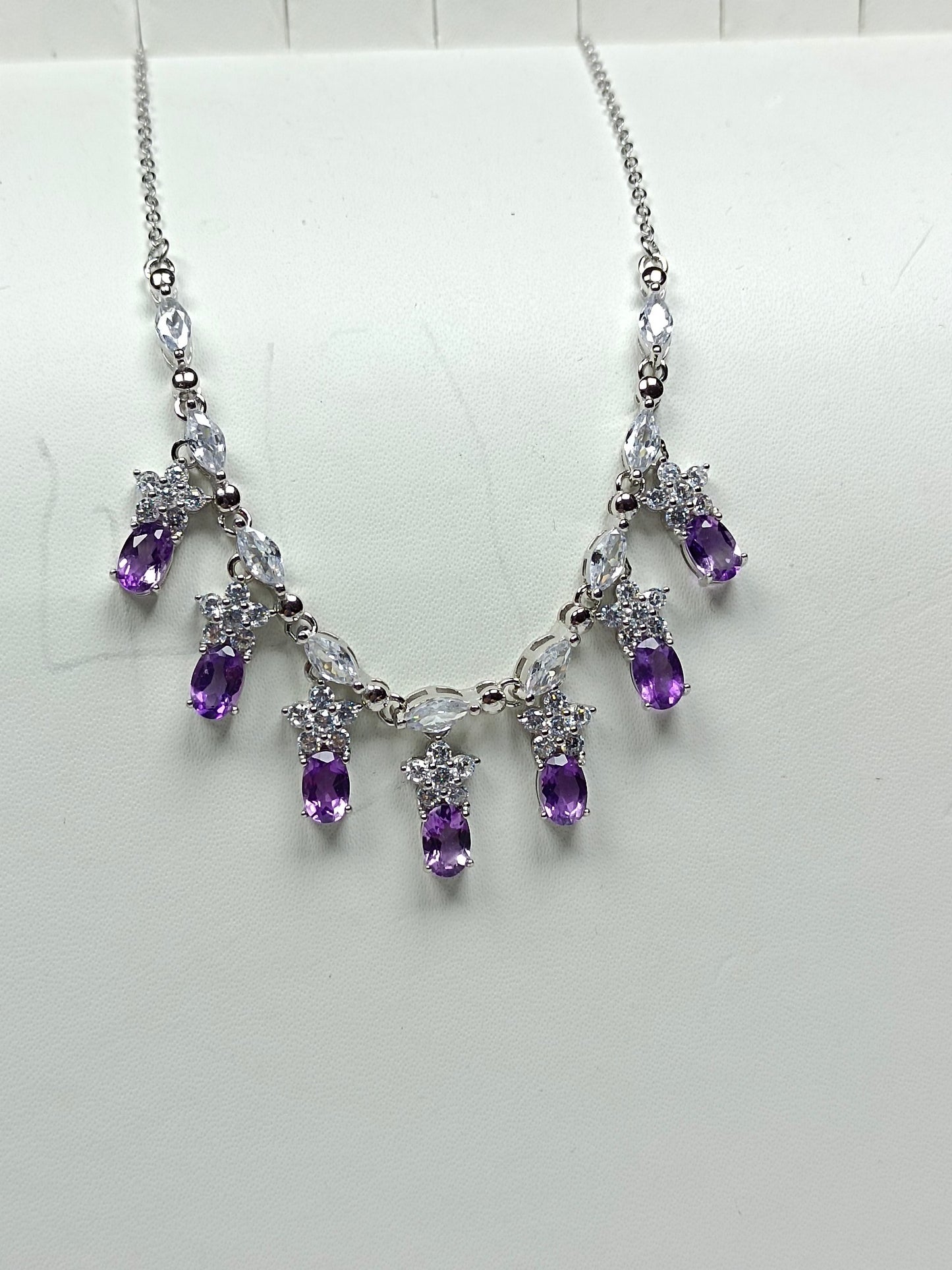 Luxurious S925 Silver Embedded Amethyst Necklace Jewelry