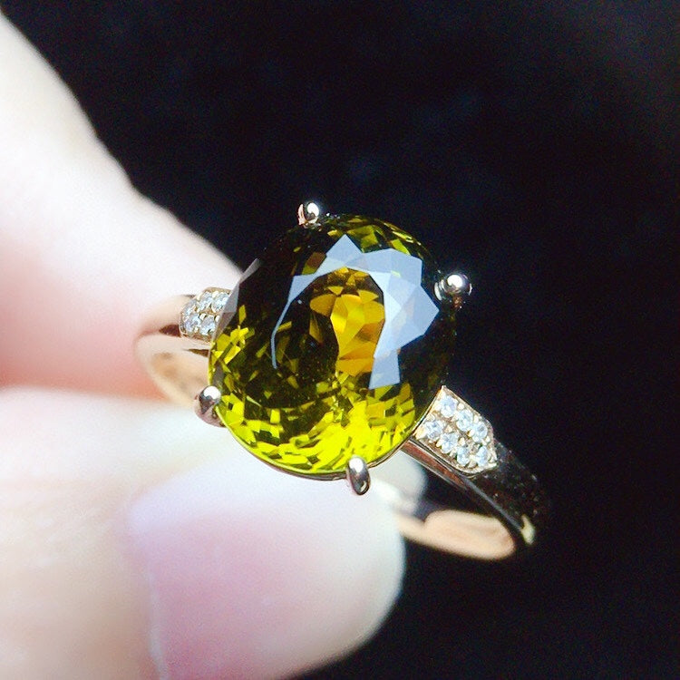 Anillo de turmalina natural en oro de 18 quilates con detalles de diamantes - Jewelry Delight