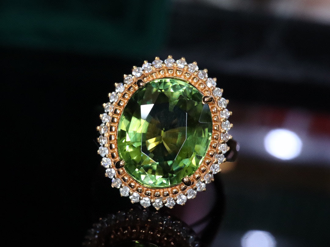 Luxuriöser individueller Schmuck: Exquisites Set aus Ring und Halskette aus natürlichem Turmalin