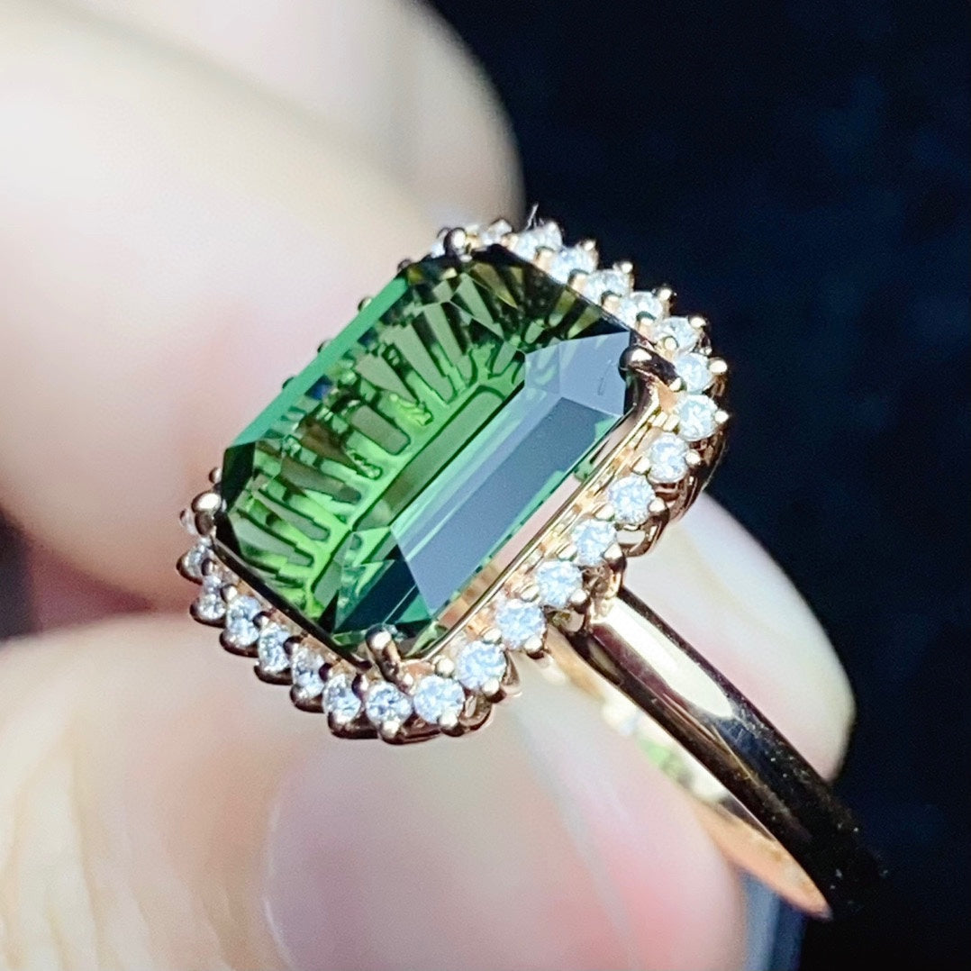 Cincin Turmalin Alami 18k - Perhiasan Indah untuk Keanggunan