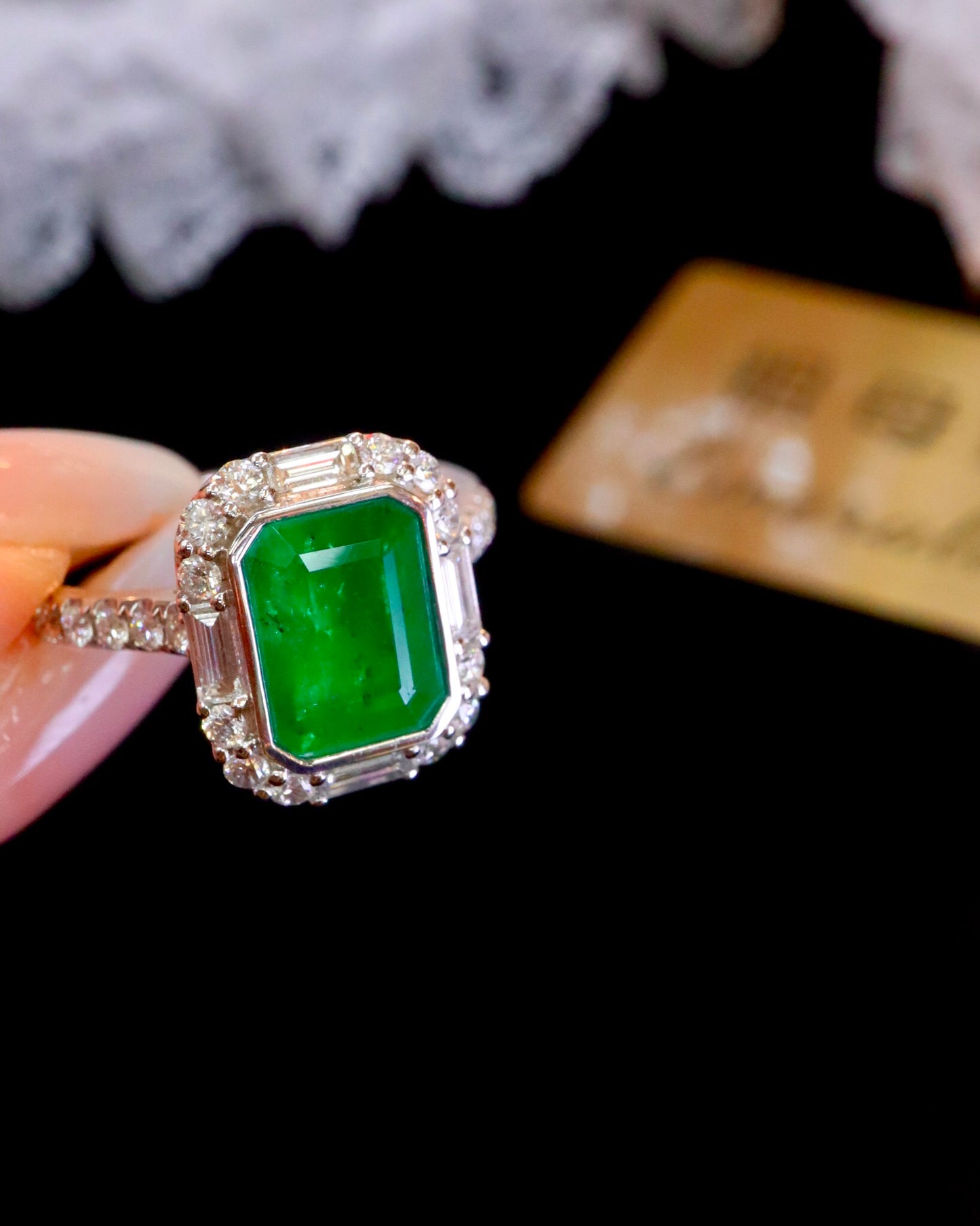 Cincin Zamrud Alami yang Elegan dan Serbaguna - Perhiasan yang Wajib Dimiliki
