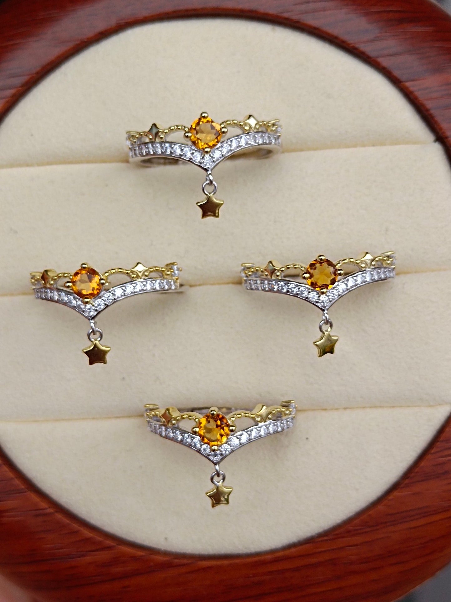 Anello con stella in cristallo giallo naturale: gioielli squisiti per ogni occasione