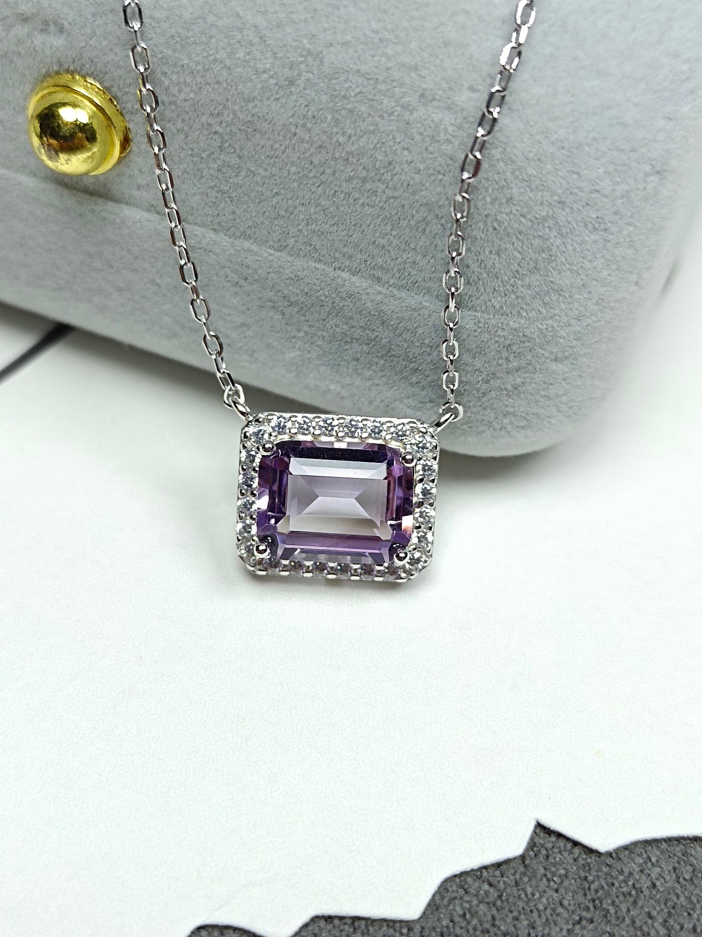 Collana con ametista lavanda naturale - Gioielli eleganti e minimalisti