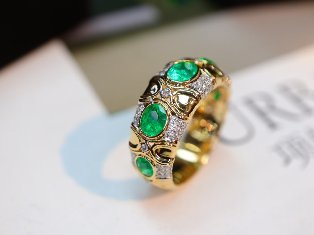Set Cincin Zamrud Terinspirasi Vintage dengan Sertifikat Persekutuan – Harta Karun Perhiasan