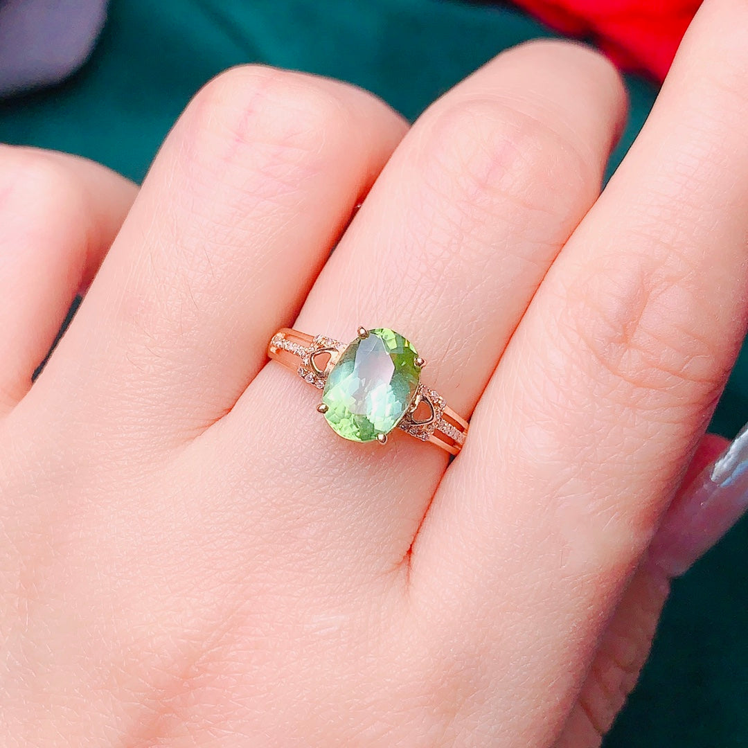 Natürlicher Turmalinring mit Akzenten aus 18 Karat Gold und Diamanten – Schmuckgenuss
