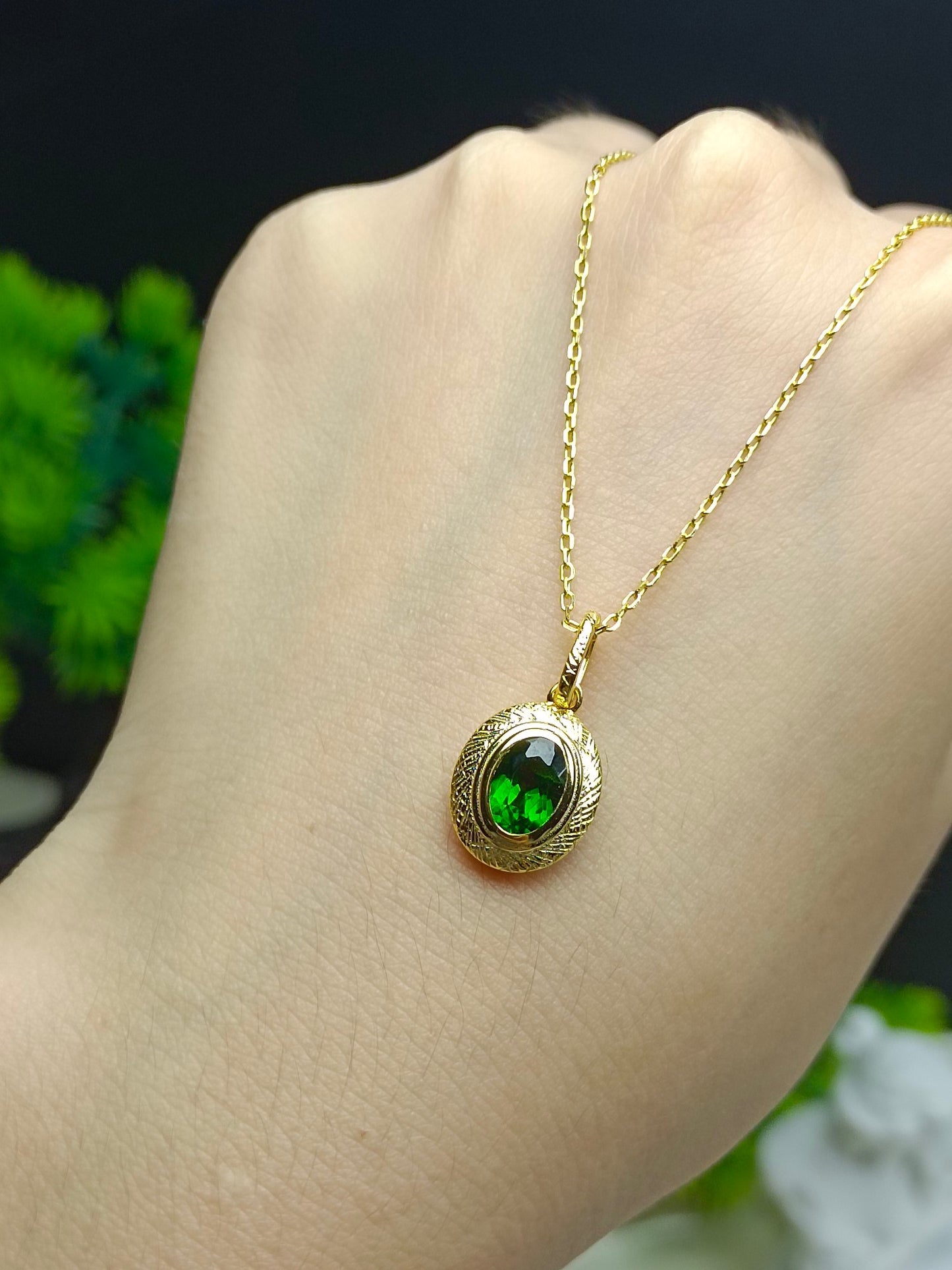 S925 Diopsideanheng i sterlingsølv med håndverk i 18K gull - fransk vintage domstolstil