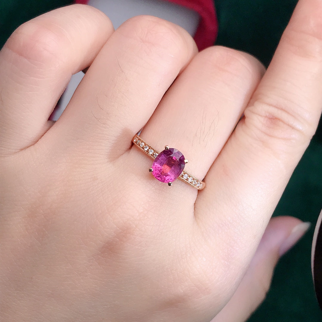 Cincin Turmalin Asli dengan Aksen 18K dan Berlian - Barang Kemas untuk Keanggunan