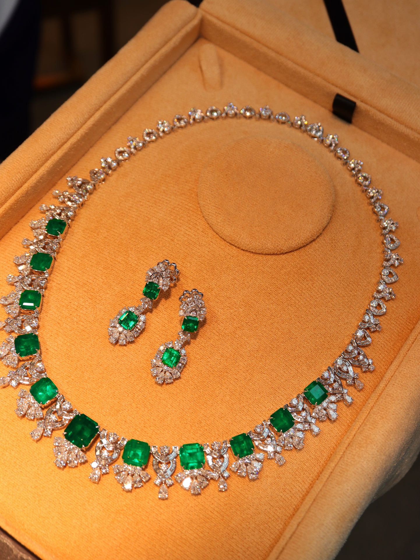 Panjshir Emerald Evening Necklace - Exklusiv smyckeskollektion