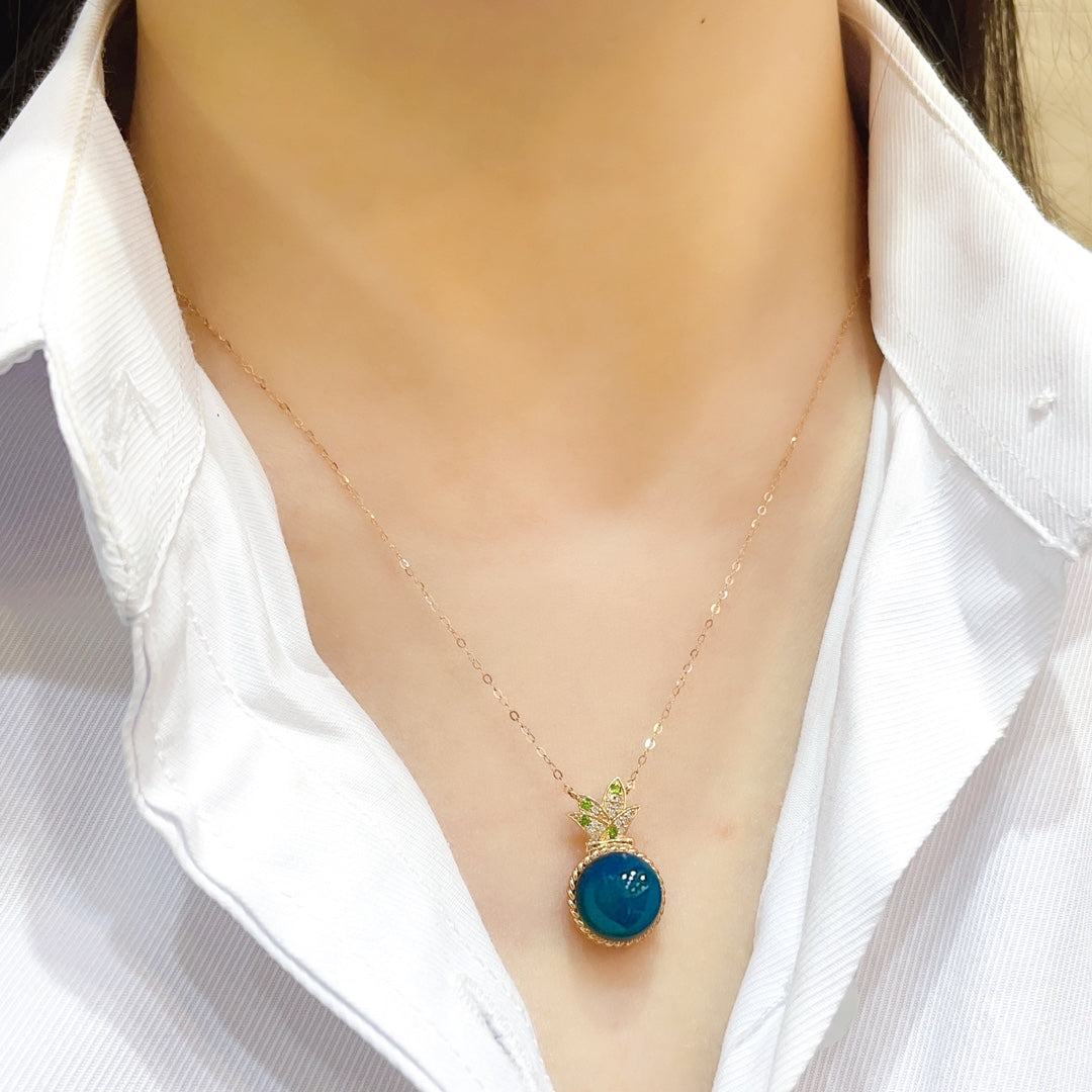 Utsökt 18K guld inbäddat dominikanskt blått bärnstenshänge - smycken för alla tillfällen