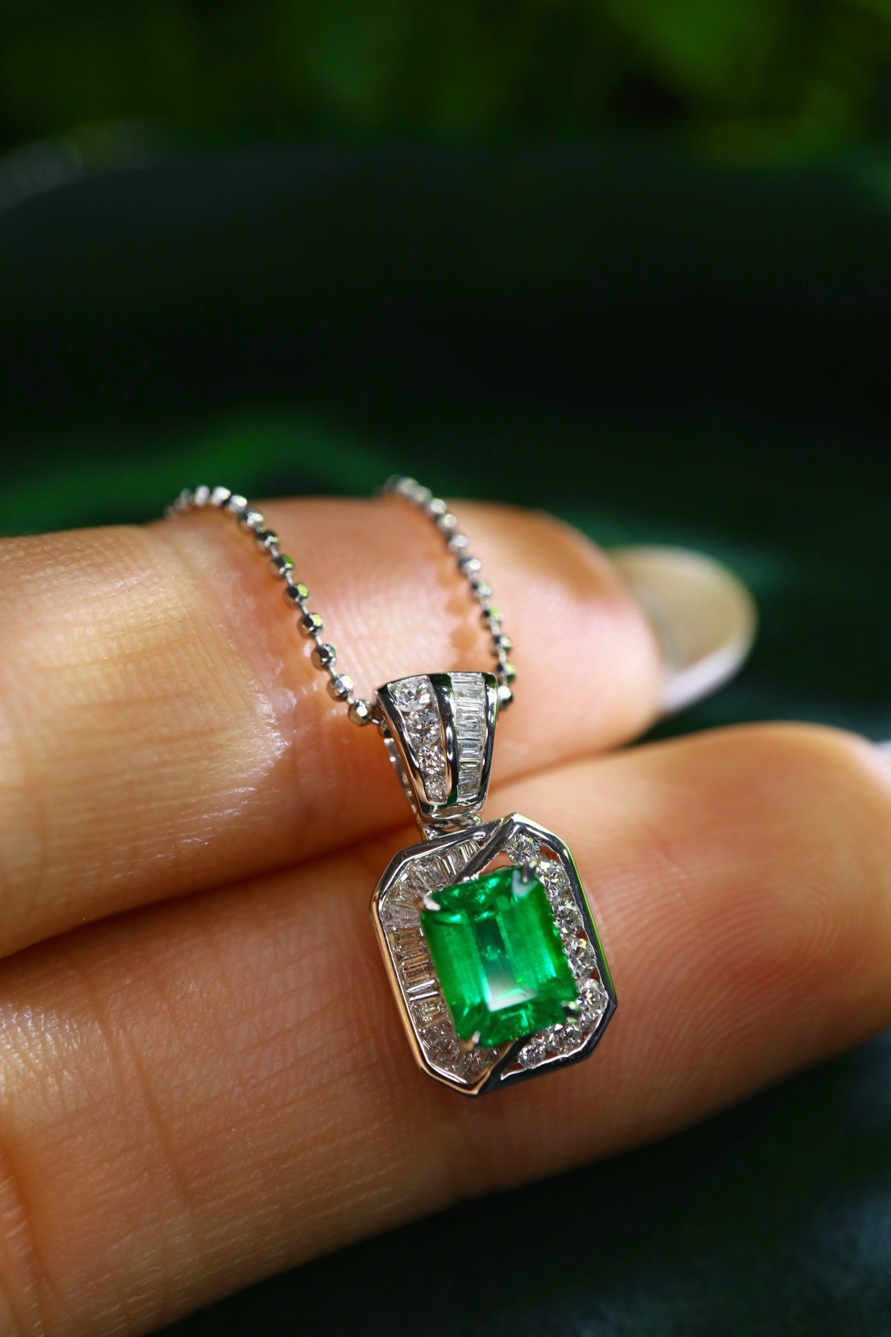 Colgante Esmeralda Panjshir - Colección de Joyería Premium