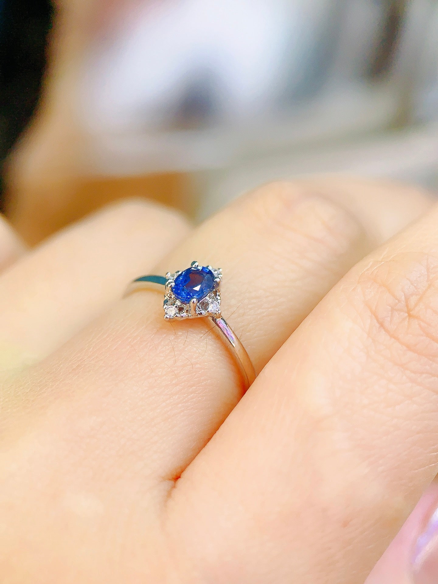 Natural Sapphire Ring - Elegant and Versatile Jewelry