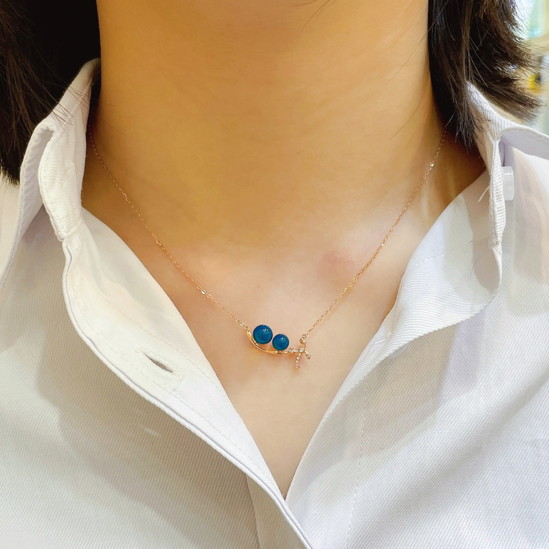 Pendentif en ambre bleu dominicain intégré en or 18 carats - Bijoux uniques