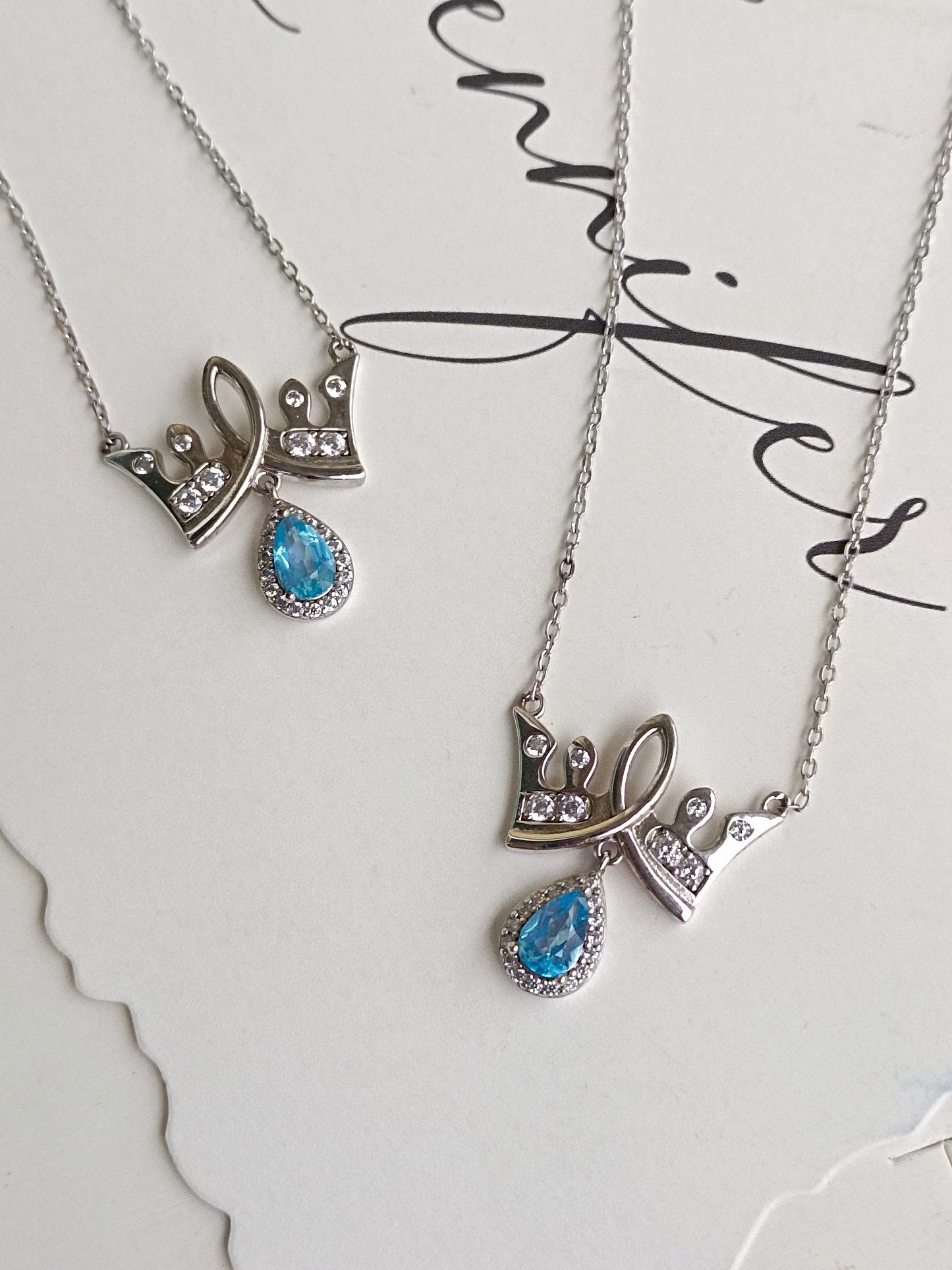 Natuurlijke Topaas Kroonketting - Een symbool van geluk in sieraden