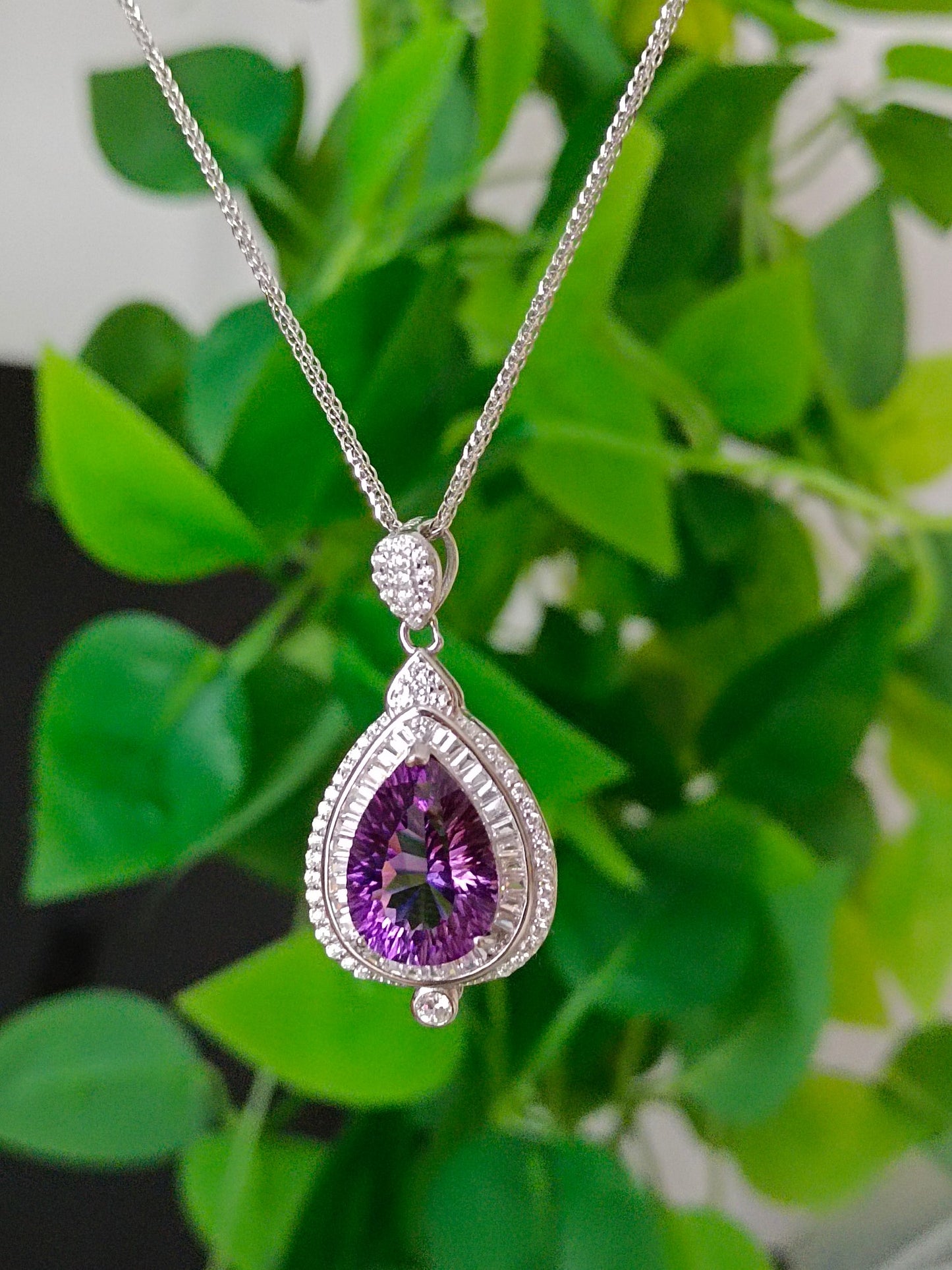 Natural Amethyst Drop Pendant - Exquisite Jewelry for Elegance