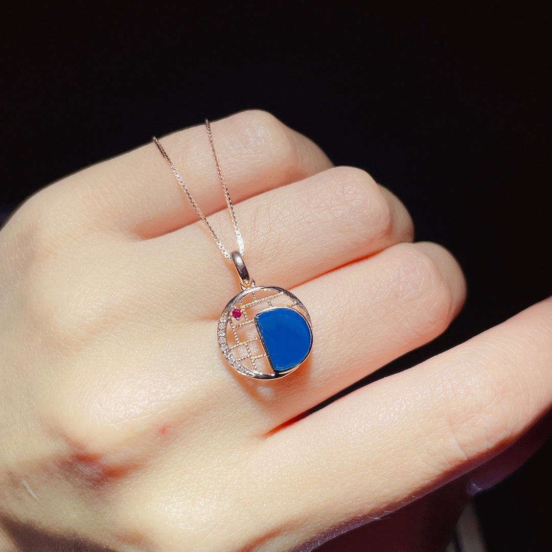 Exquis pendentif en ambre bleu dominicain intégré en or 18 carats - Bijoux uniques
