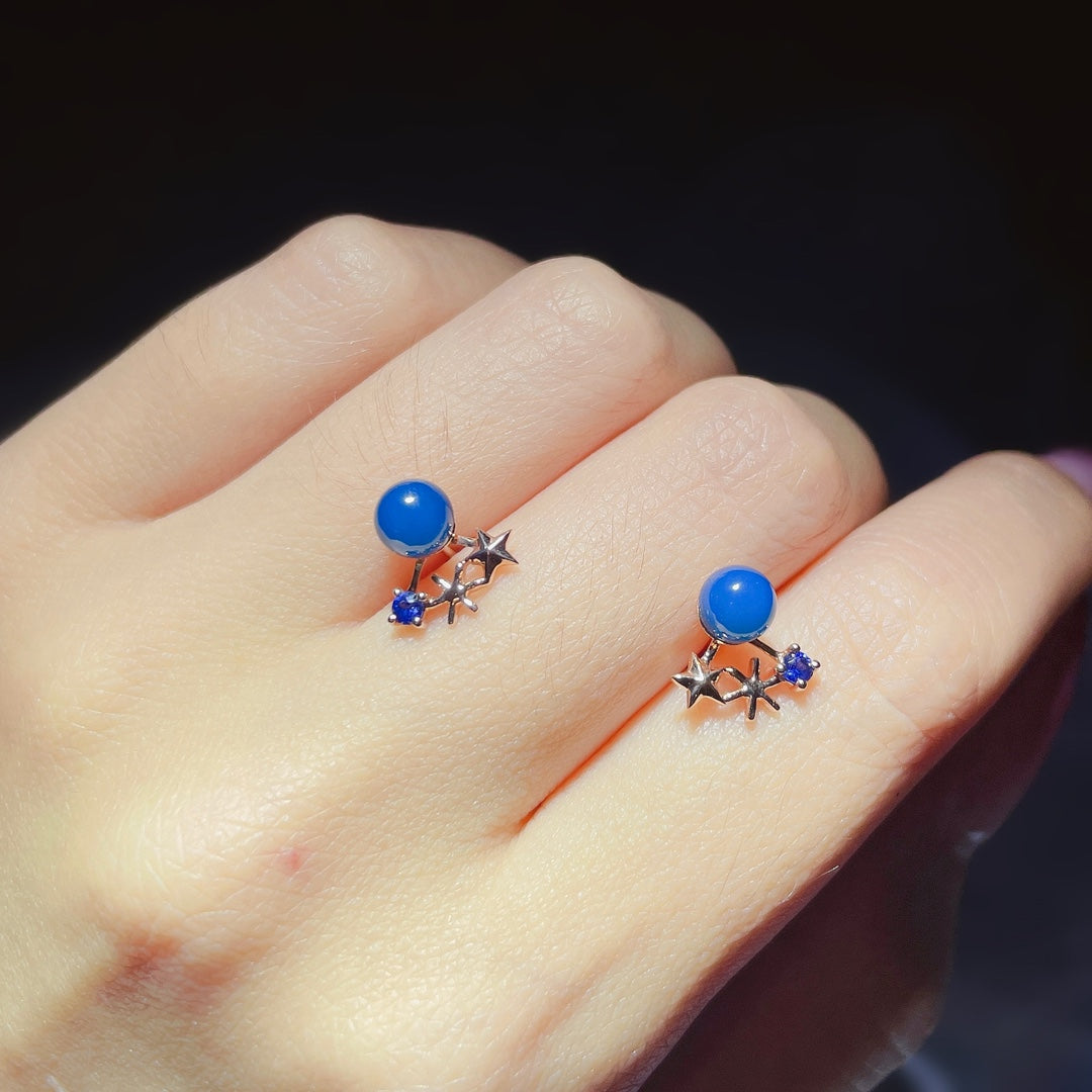 Cercei rafinați din aur de 18K încorporați cu chihlimbar albastru dominican - bijuterii unice