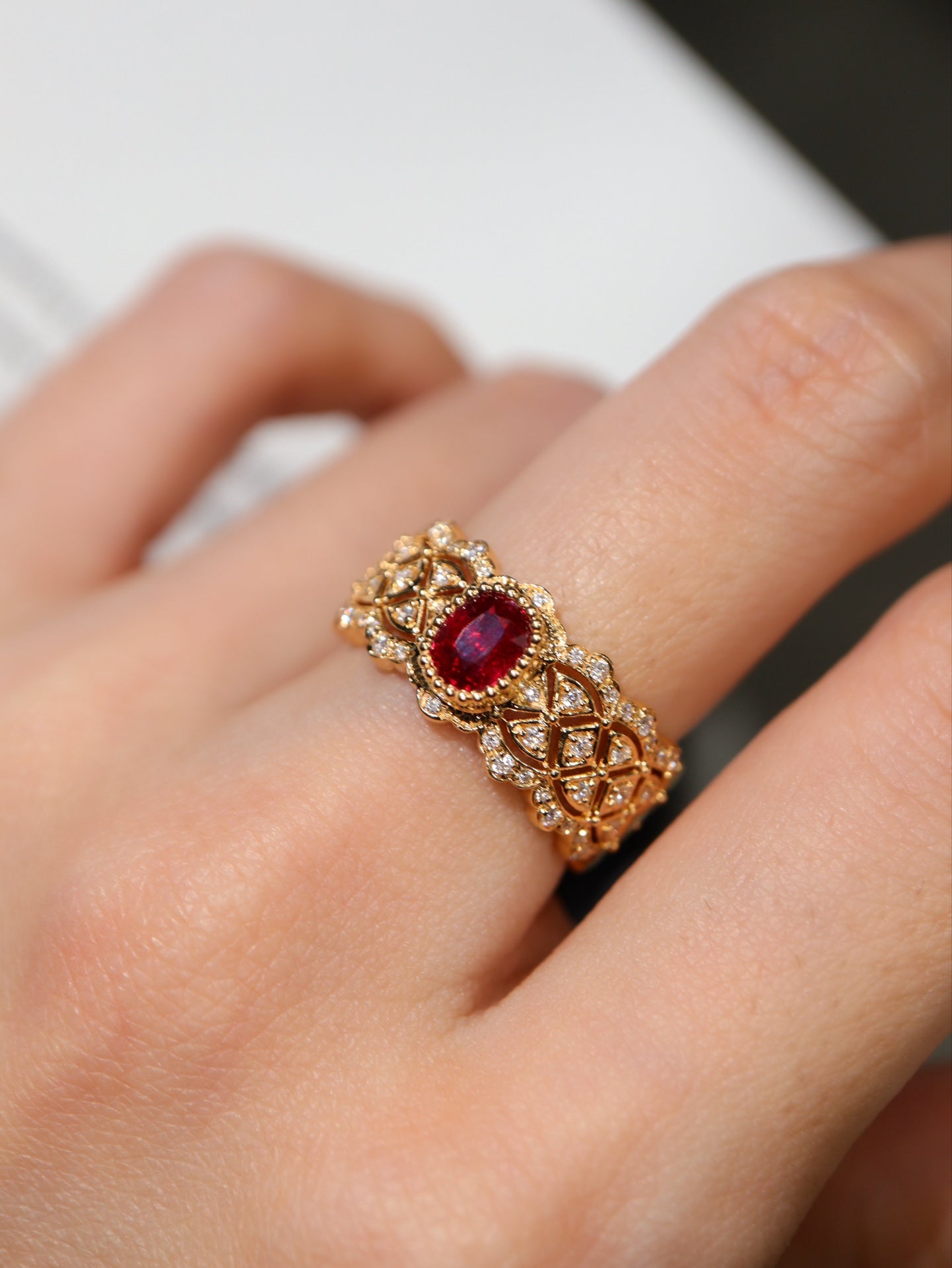 Wide Band Buccellati Style Ring - tidlös elegans i smycken