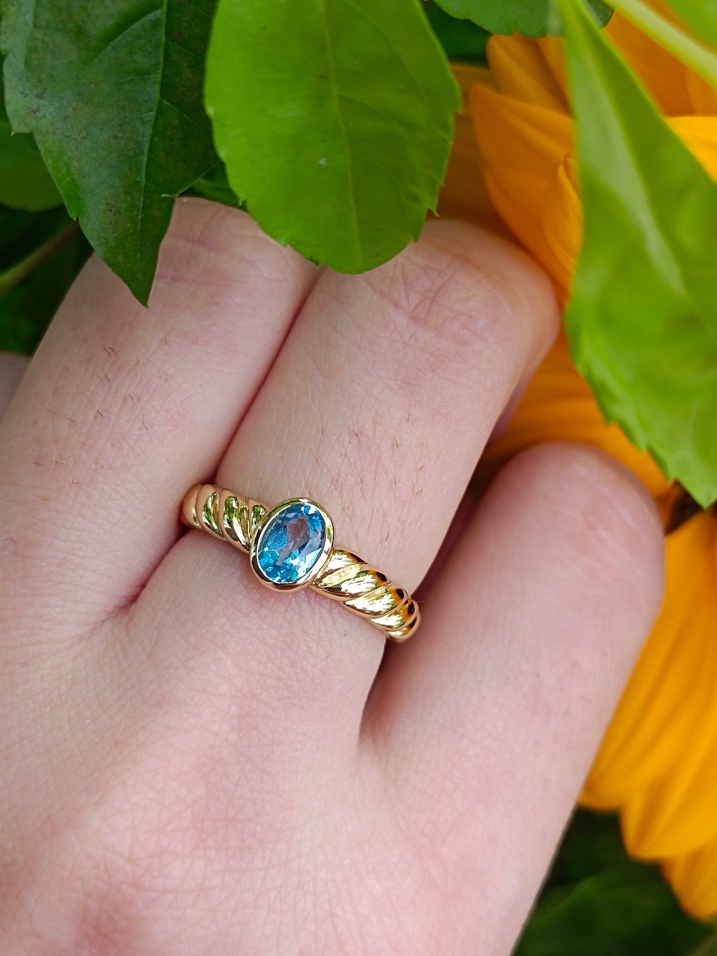Natural Vintage Topaz Ring - utsøkte smykker for elegant smak