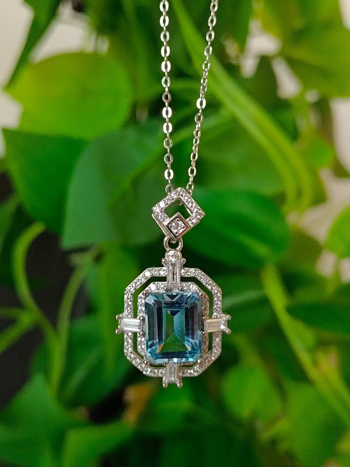 Natural Topaz Square Pendant Jewelry - A Symbol of Loyalty and Friendship