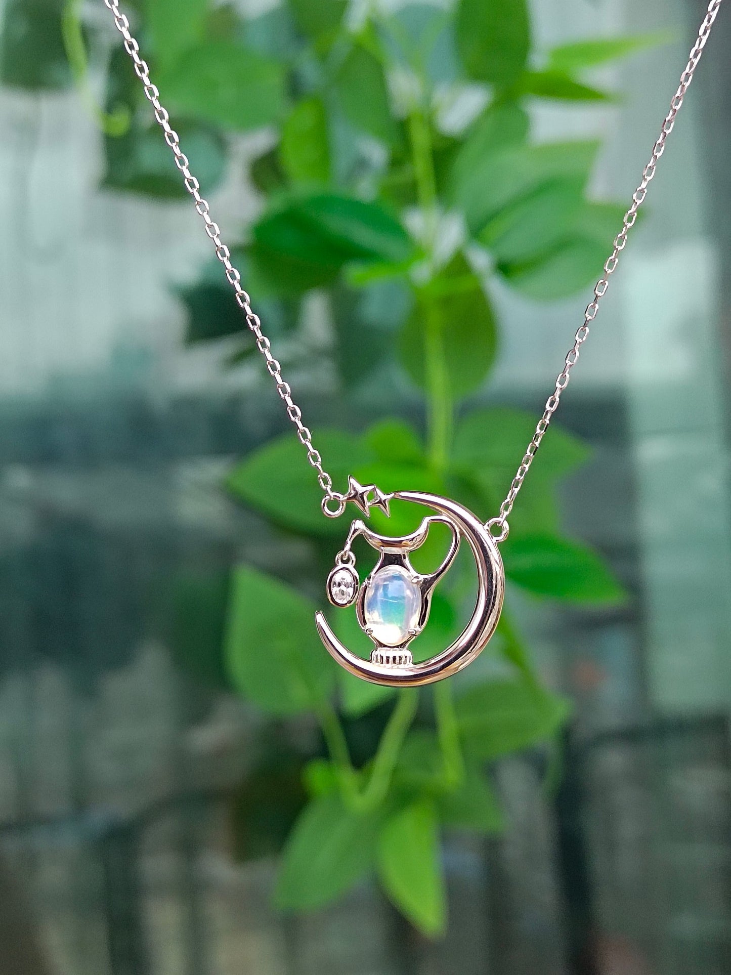 Naturlig opal "Treasure Bottle" anheng halskjede - utsøkte smykker