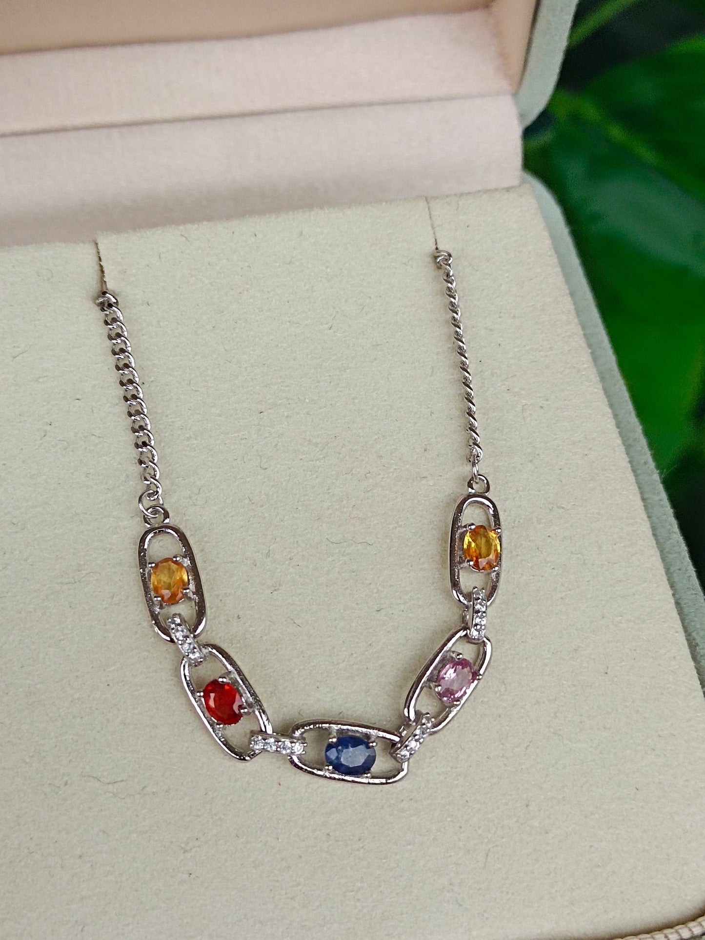 Dazzling Natural Rainbow Sapphire Bracelet - Exquisite Jewelry for Every Occasion