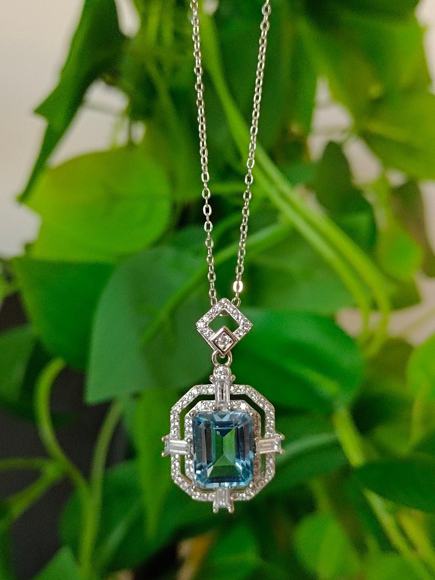 Natural Topaz Square Pendant Jewelry - A Symbol of Loyalty and Friendship