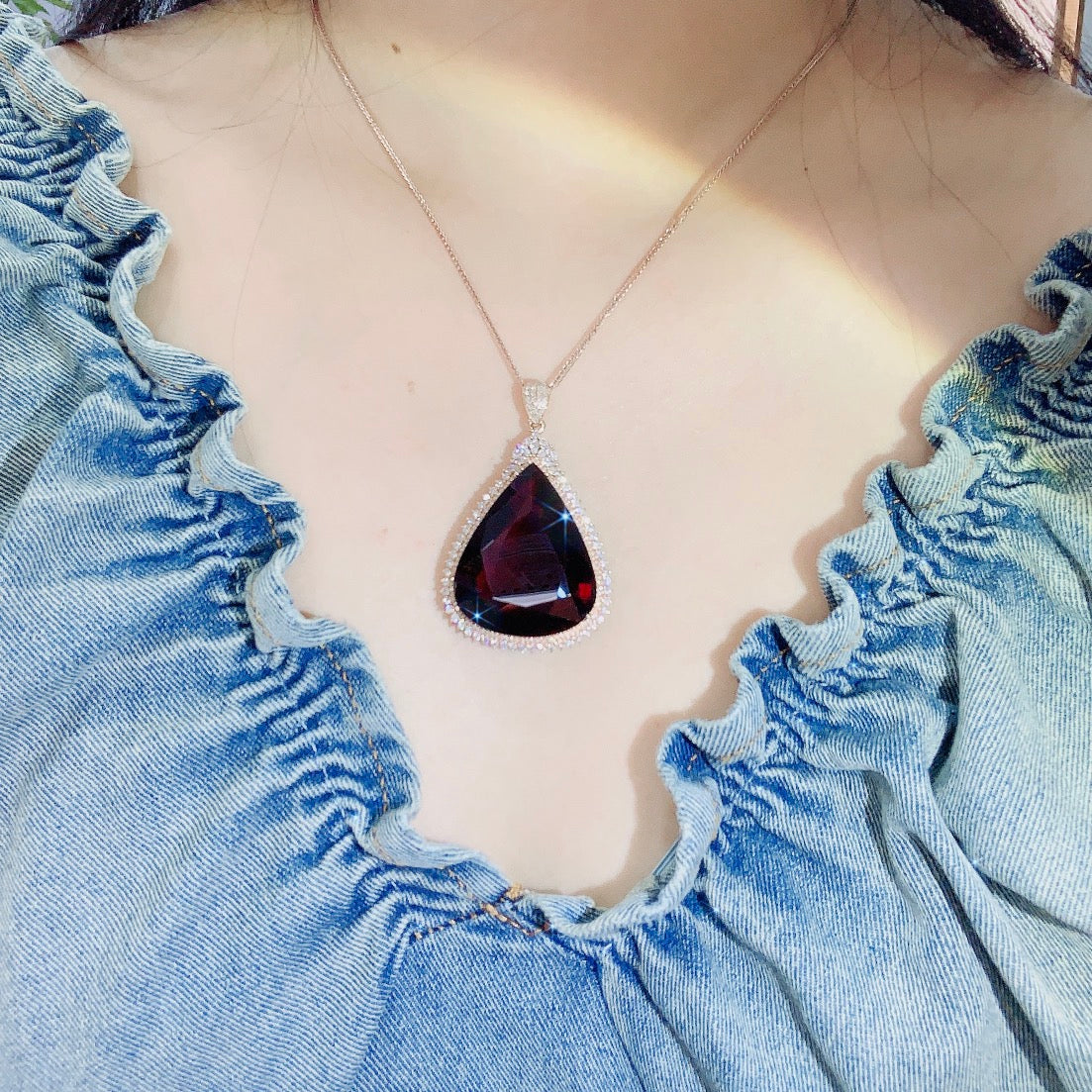 Exquisiter, großer Karat-Turmalin-Anhänger in Sammlerqualität – edler Schmuck