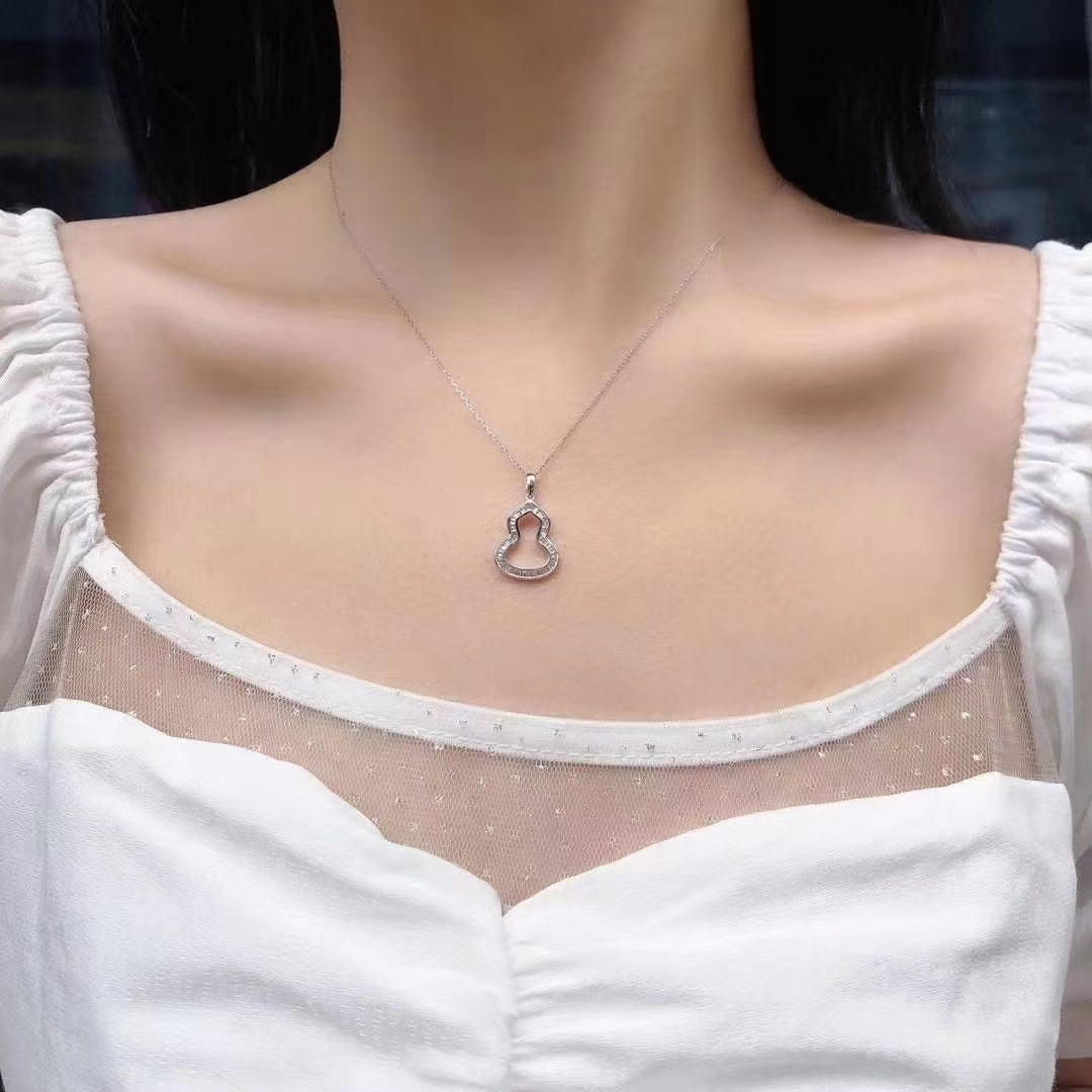 Elegant Gourd Pendant Jewelry - A Unique Gemstone Treasure - White Diamond Pendant