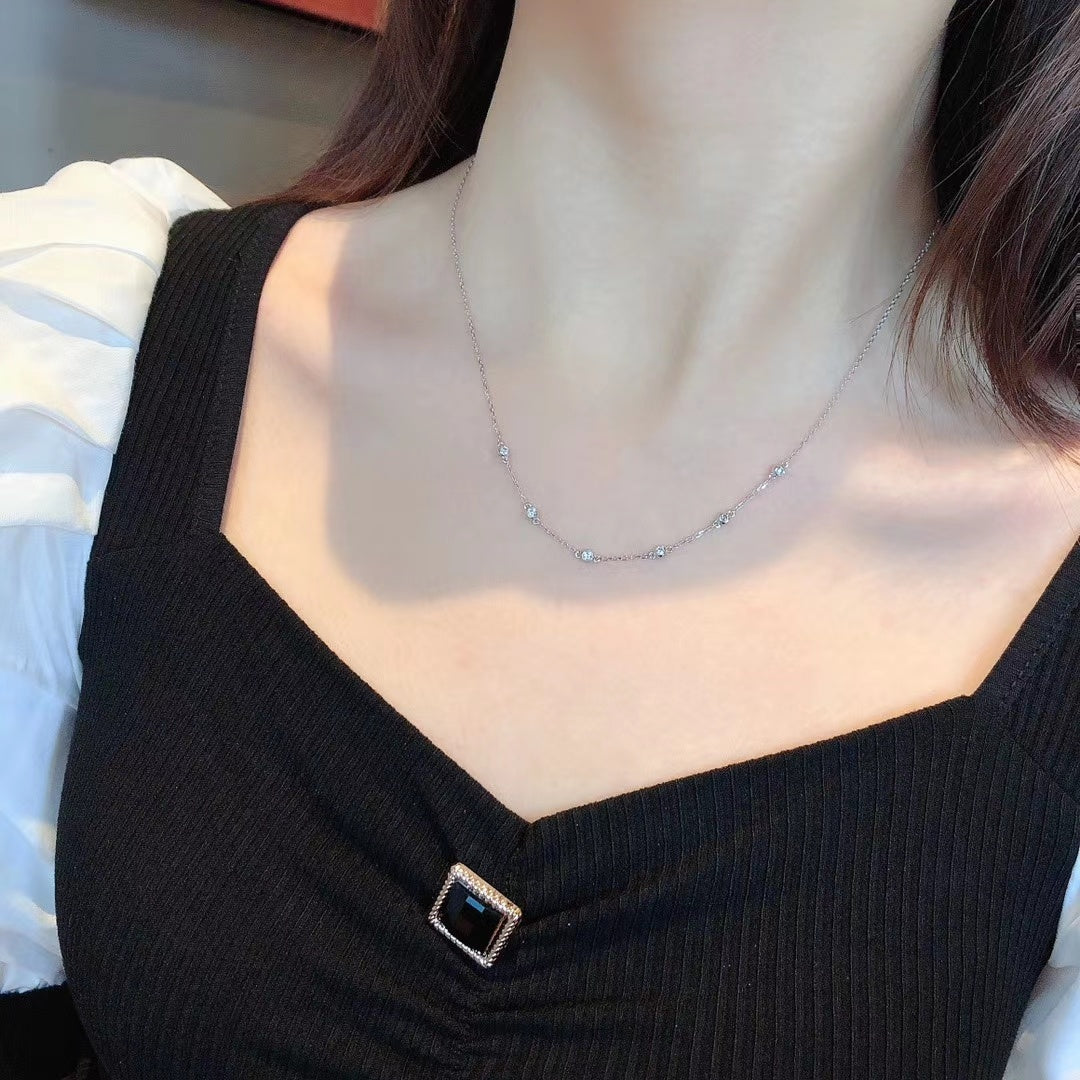 Exclusive Six-Petal Pendant (Two-Way Wear) - Fine Jewelry Collection - White Diamond Pendant