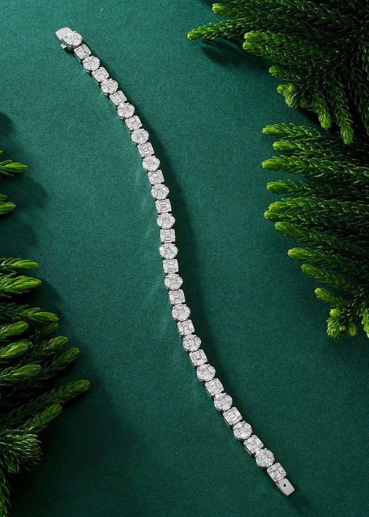 Exquisite Copper Coin T-Square Bracelet - Luxury Jewelry Collection - White Diamond Bracelet