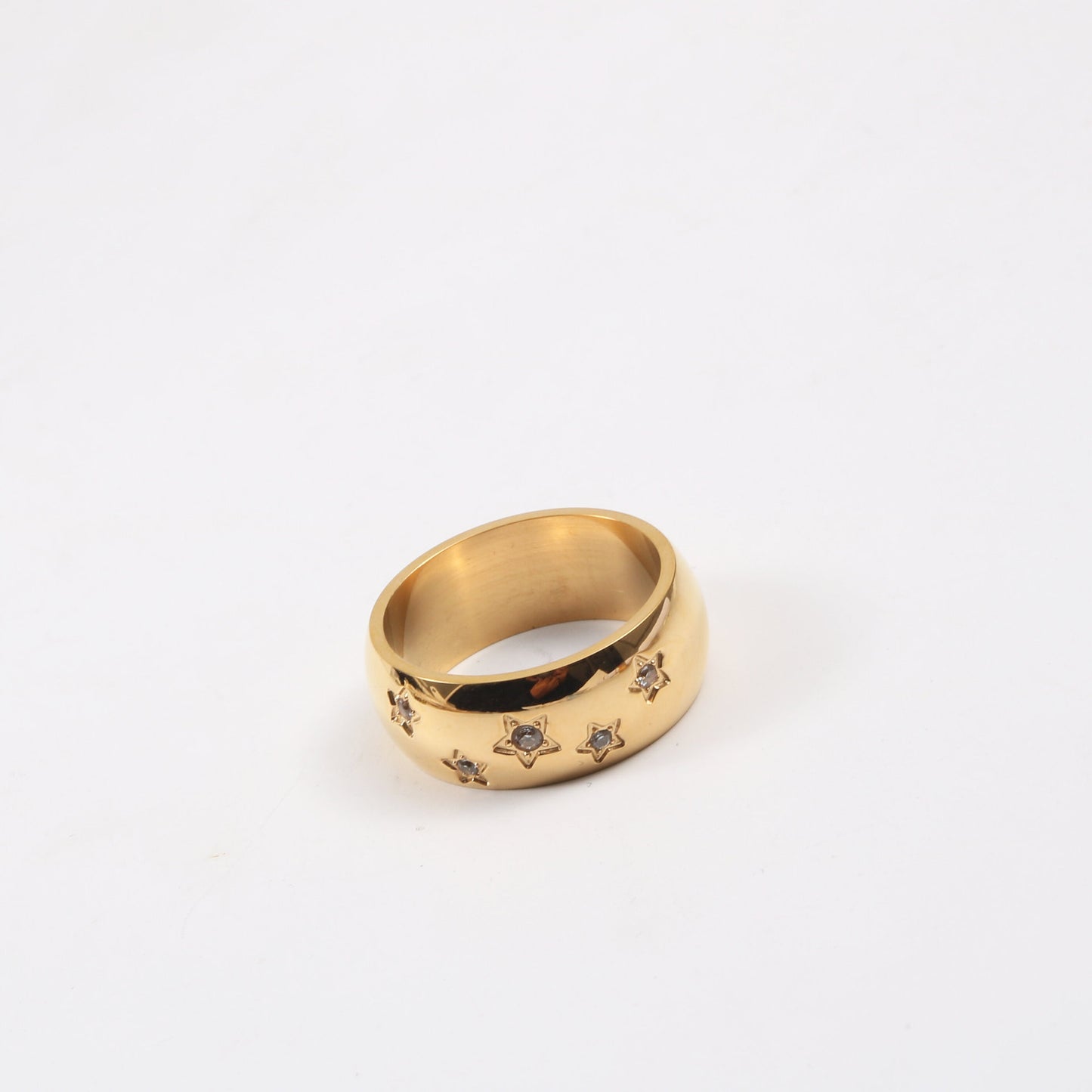 Star Zircon Inlaid Titanium Steel Electroplated 18K Gold Ring