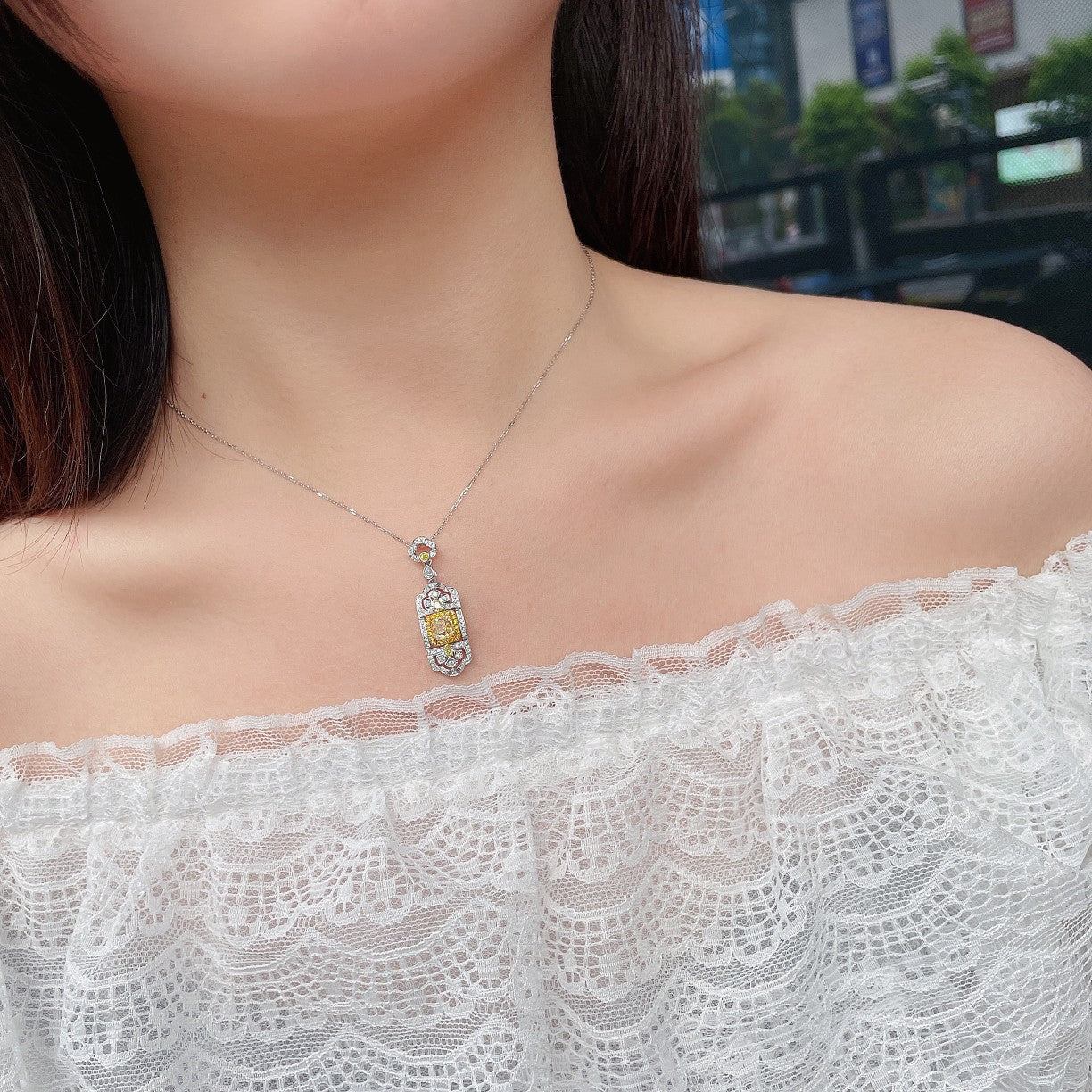 Luxurious Yellow Diamond Court Pendant Jewelry - Yellow Diamond Pendant