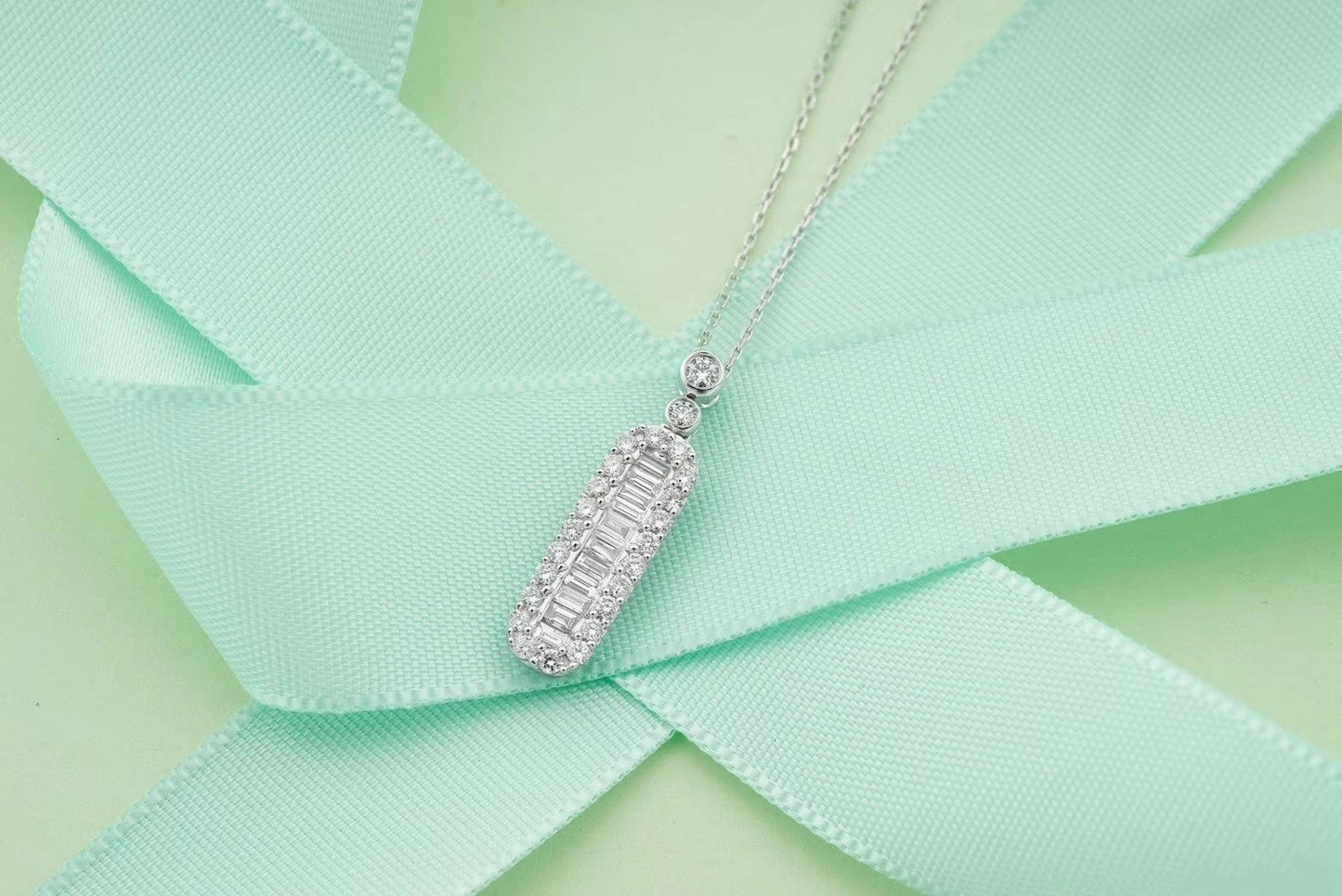 Messi Pendant Jewelry - A Sparkling Gemstone Delight - White Diamond Pendant