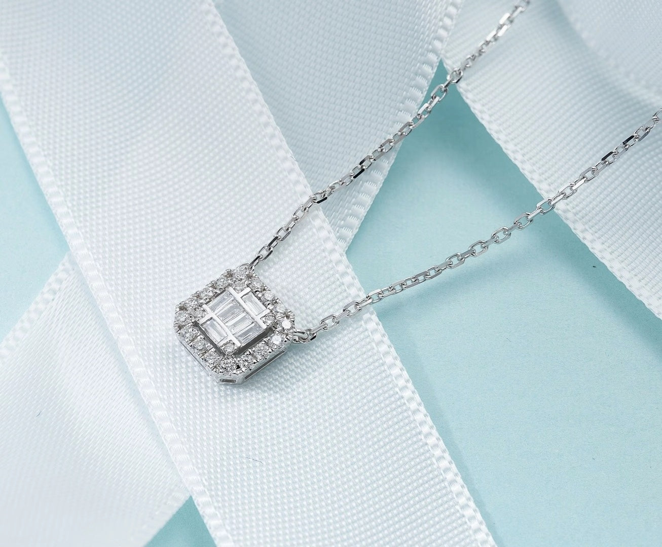 Octagonal Trapezoid Pendant Jewelry - Sparkling Gemstone Charm - White Diamond Pendant