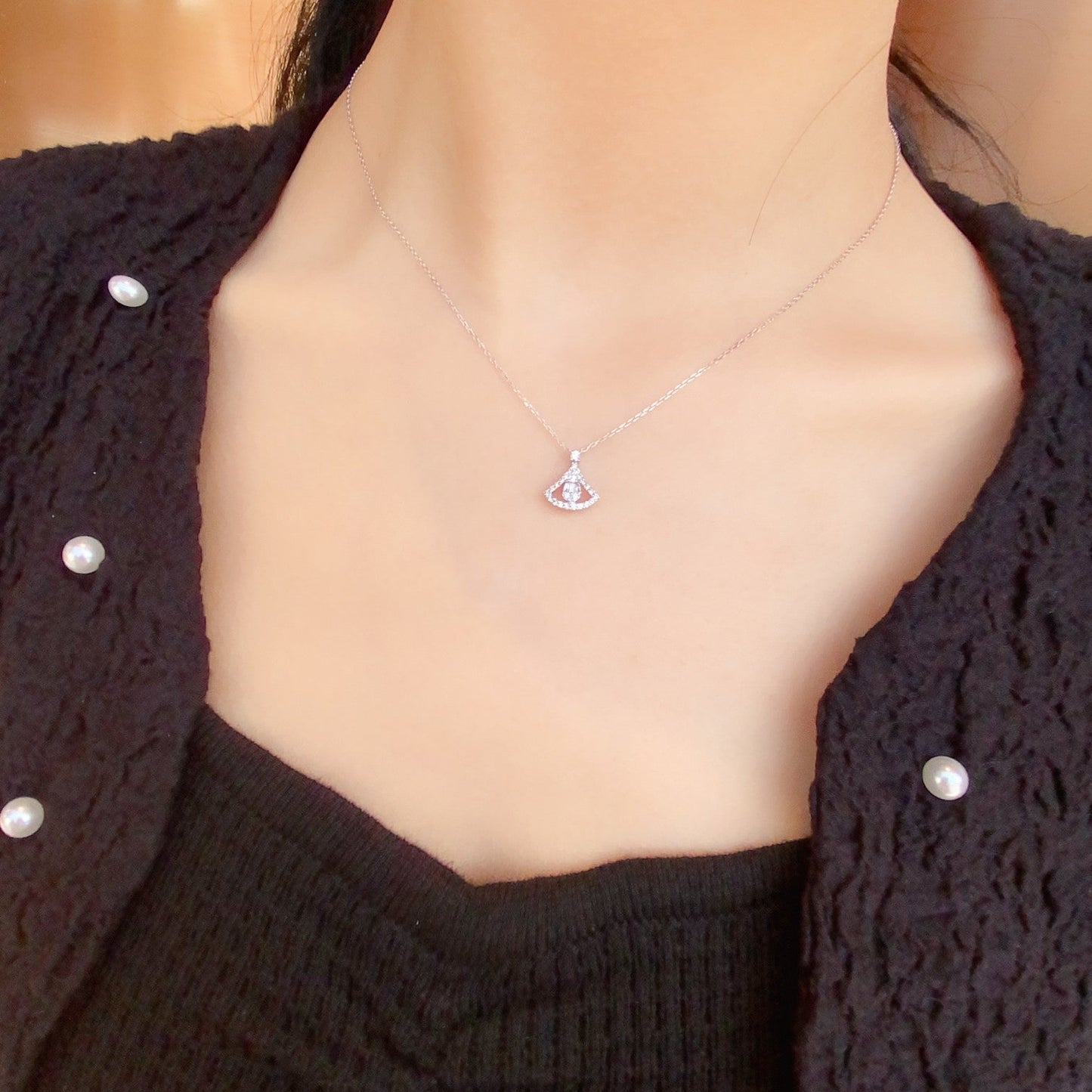 Sparkling Water Drop Pendant Jewelry - A Unique Gem to Adorn - White Diamond Pendant