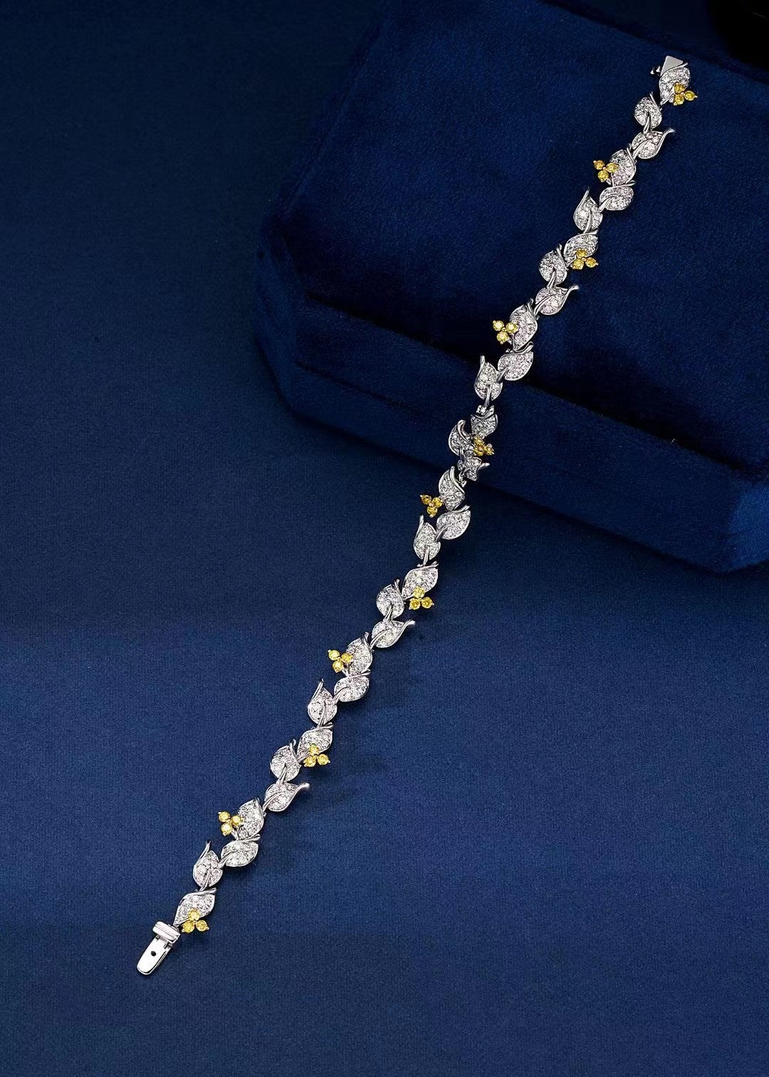Yellow Diamond Three-Flower Round Diamond Leaf Bracelet - Luxury Jewelry - Yellow Diamond Bracelet