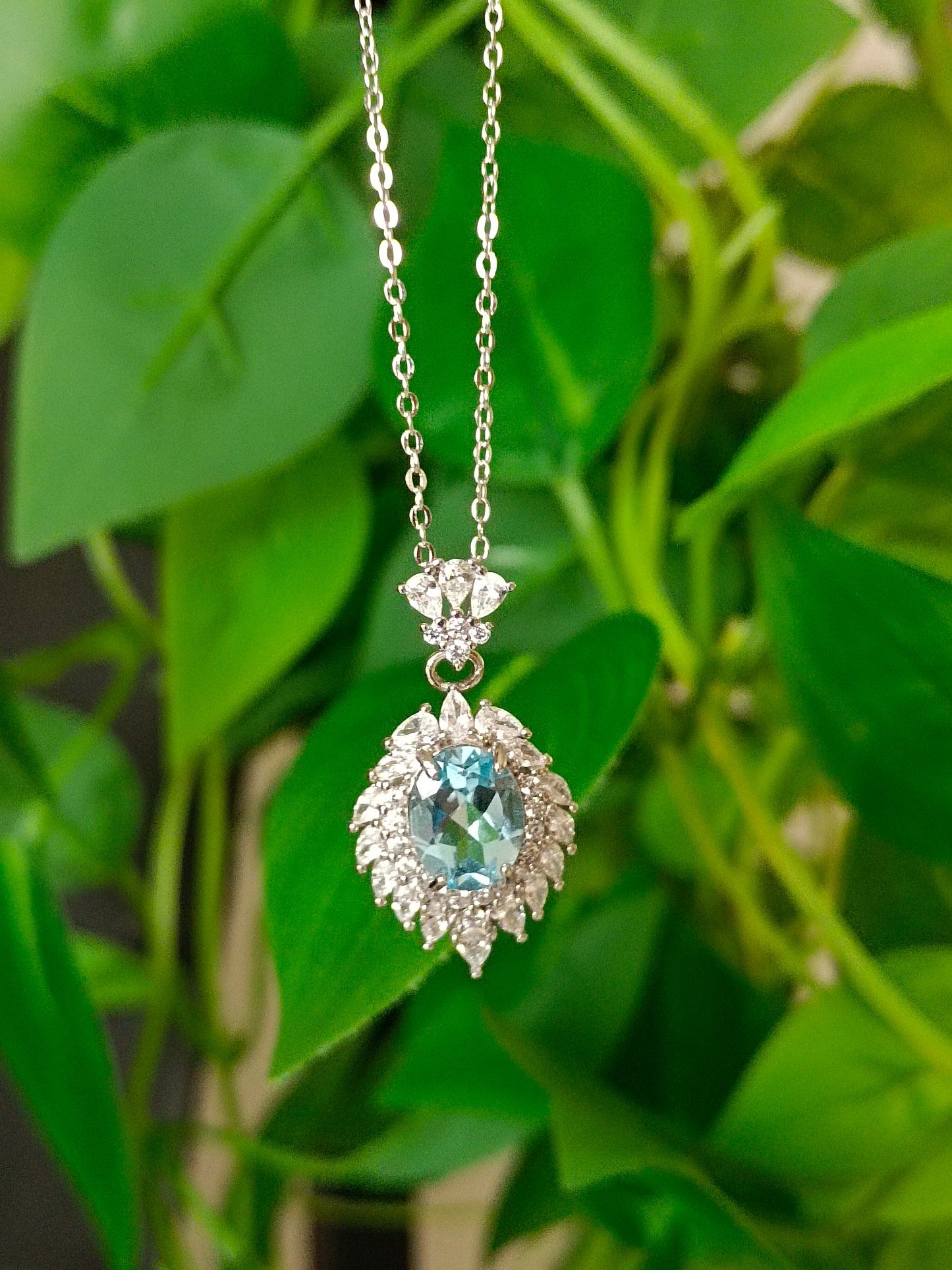 Naturlig Topaz-anheng - Elegante og subtile smykker for hverdagsbruk