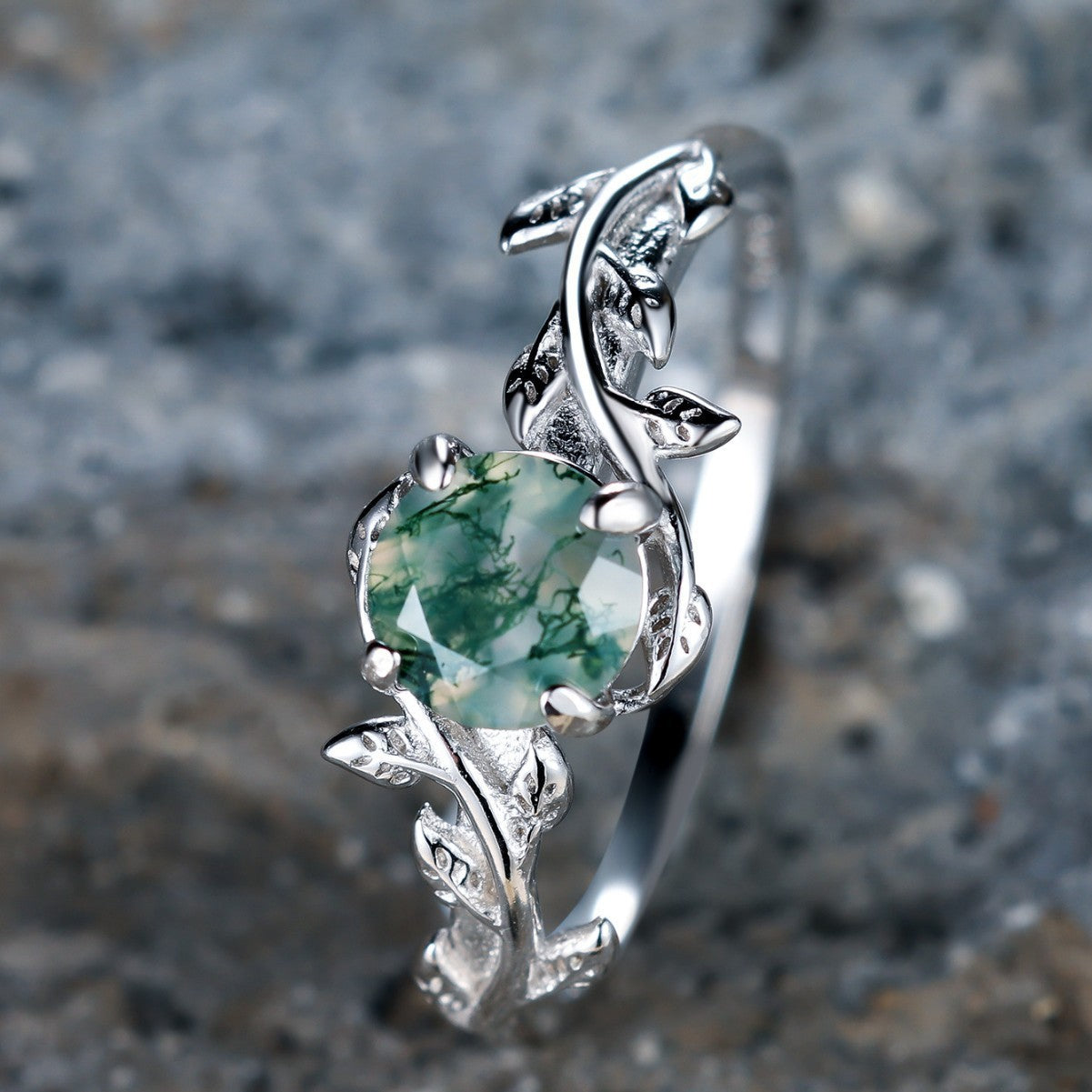 Simple And Fashionable Moss Agate And Aquamarine Ring